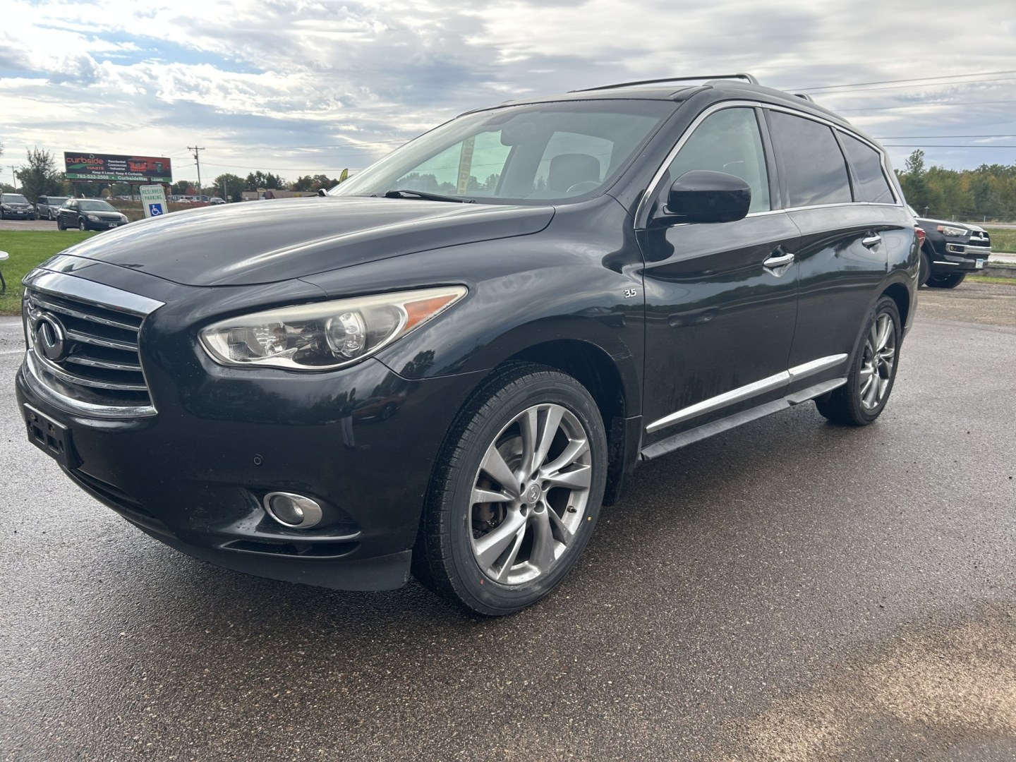 2014 Infiniti JX Base AWD (5N1AL0MM8EC) with an 3.5L V6 DOHC 24V engine, Continuously Variable Transmission transmission, located at 17255 hwy 65 NE, Ham Lake, MN, 55304, 0.000000, 0.000000- Photo#0