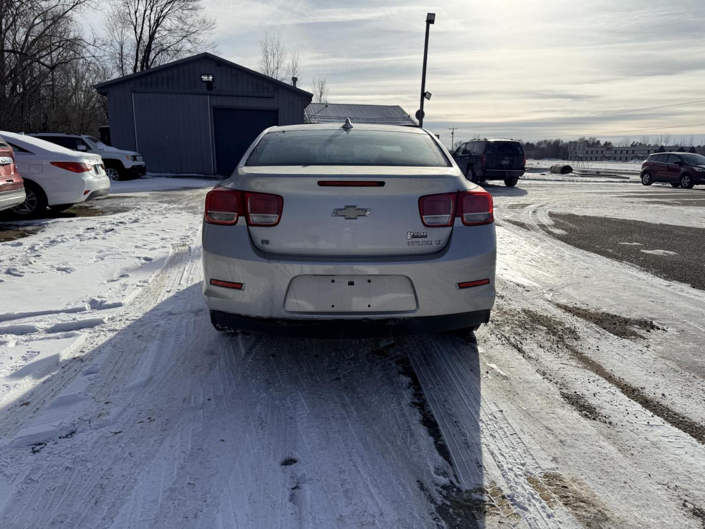 2015 Chevrolet Malibu 2LT (1G11D5SL9FU) with an 2.5L L4 DOHC 16V engine, 6-Speed Automatic transmission, located at 17255 hwy 65 NE, Ham Lake, MN, 55304, 0.000000, 0.000000 - Photo#3