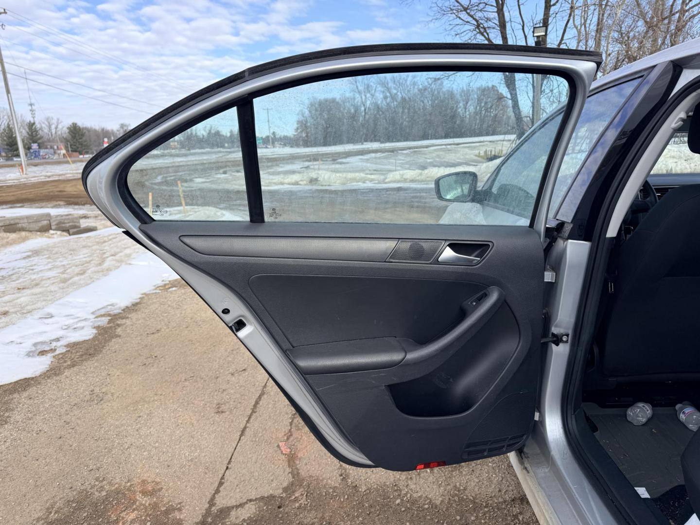 2013 Volkswagen Jetta S (3VW2K7AJ4DM) with an 2.0L L4 DOHC 20V engine, located at 17255 hwy 65 NE, Ham Lake, MN, 55304, 0.000000, 0.000000 - Photo#10