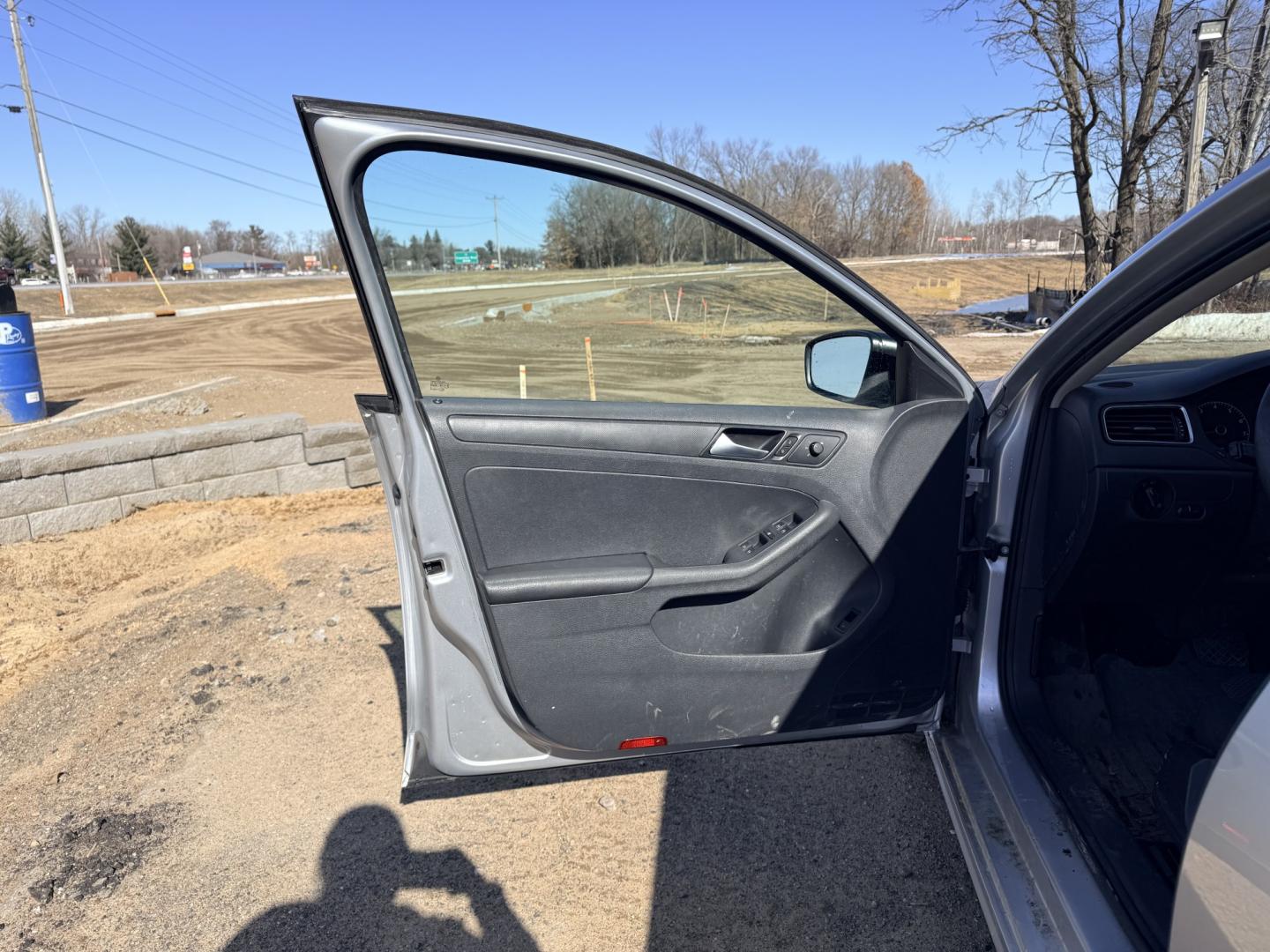 2013 Volkswagen Jetta S (3VW2K7AJ4DM) with an 2.0L L4 DOHC 20V engine, located at 17255 hwy 65 NE, Ham Lake, MN, 55304, 0.000000, 0.000000 - Photo#8