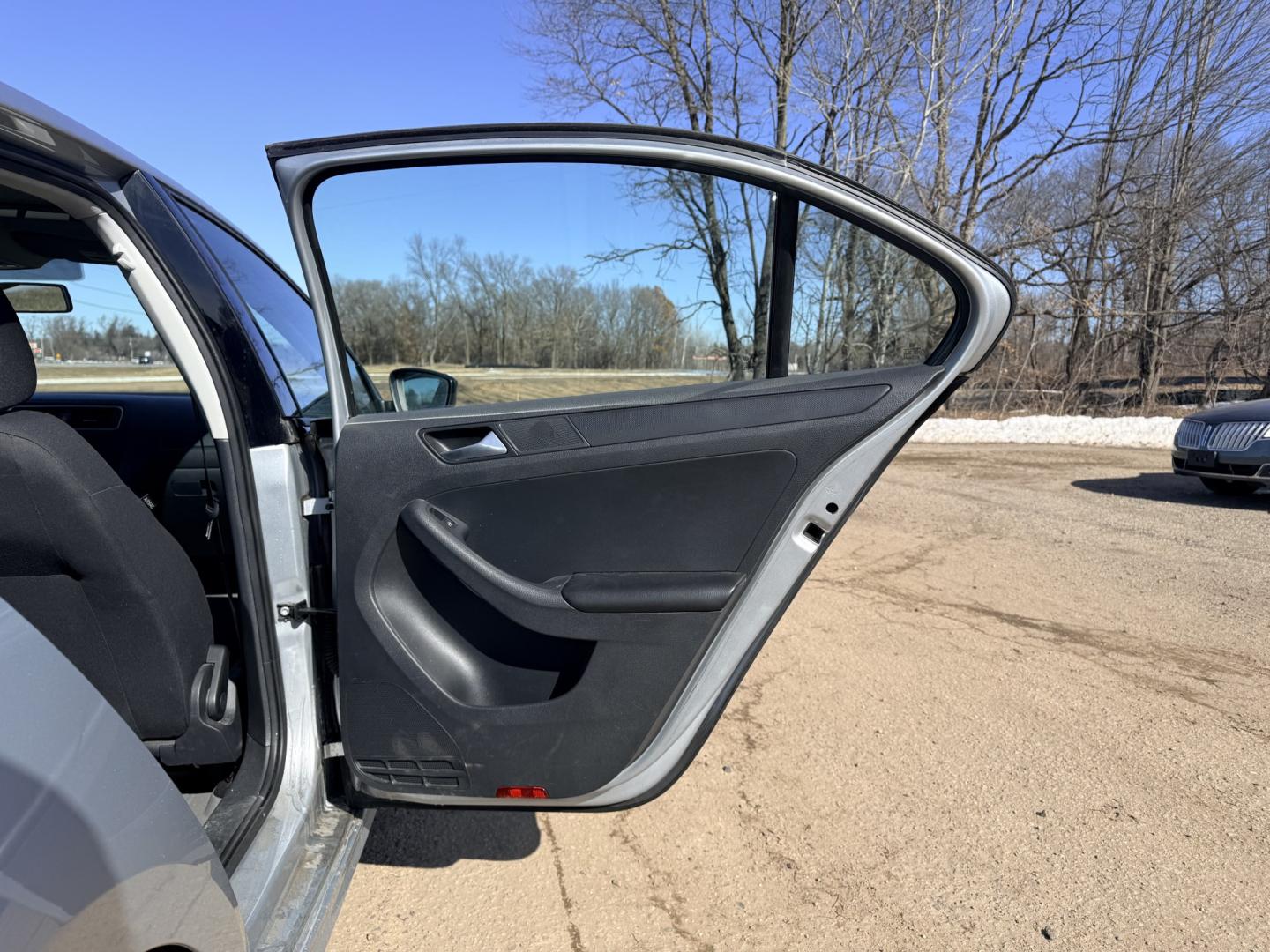 2013 Volkswagen Jetta S (3VW2K7AJ4DM) with an 2.0L L4 DOHC 20V engine, located at 17255 hwy 65 NE, Ham Lake, MN, 55304, 0.000000, 0.000000 - Photo#12