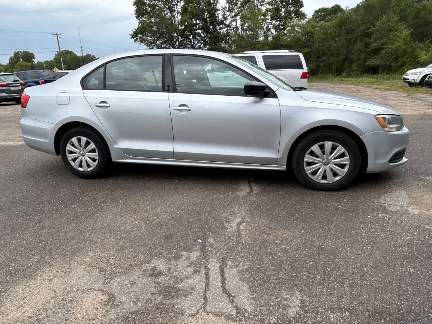 2013 Volkswagen Jetta S (3VW2K7AJ4DM) with an 2.0L L4 DOHC 20V engine, located at 17255 hwy 65 NE, Ham Lake, MN, 55304, 0.000000, 0.000000- Photo#4