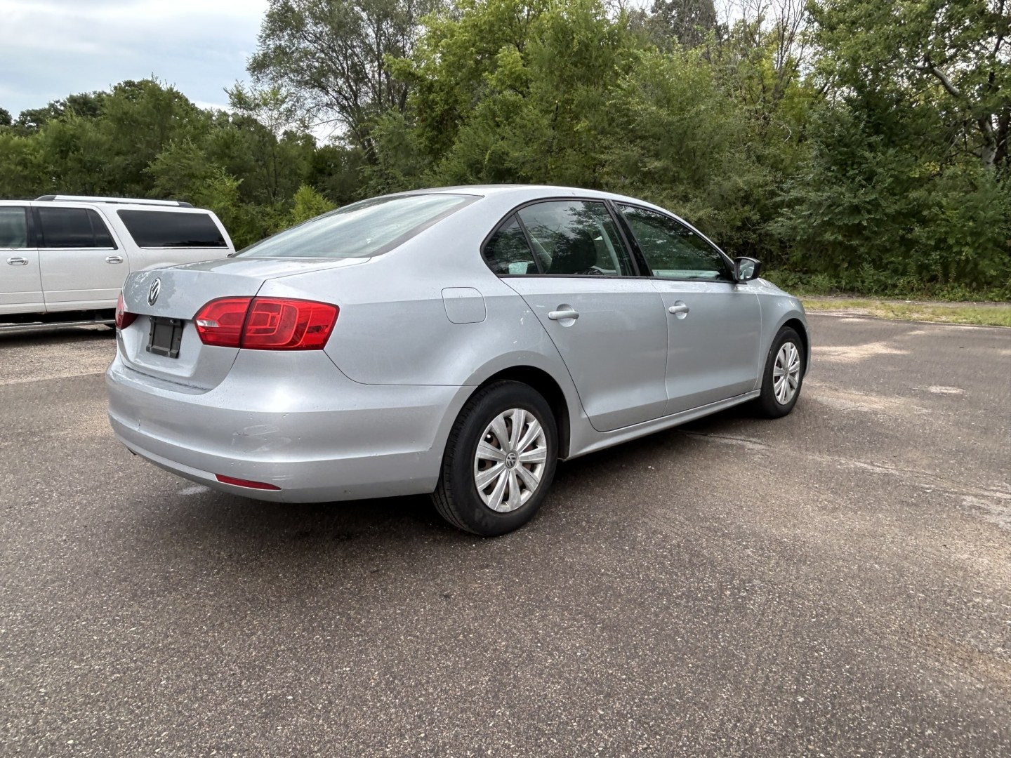 2013 Volkswagen Jetta S (3VW2K7AJ4DM) with an 2.0L L4 DOHC 20V engine, located at 17255 hwy 65 NE, Ham Lake, MN, 55304, 0.000000, 0.000000- Photo#5