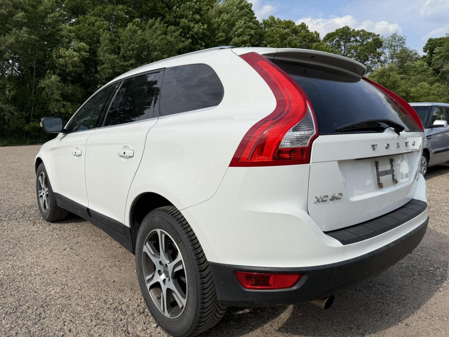 2013 Volvo XC60 T6 AWD (YV4902DZ9D2) with an 3.0L L6 DOHC 24V TURBO engine, 6-Speed Automatic transmission, located at 17255 hwy 65 NE, Ham Lake, MN, 55304, 0.000000, 0.000000 - Photo#2