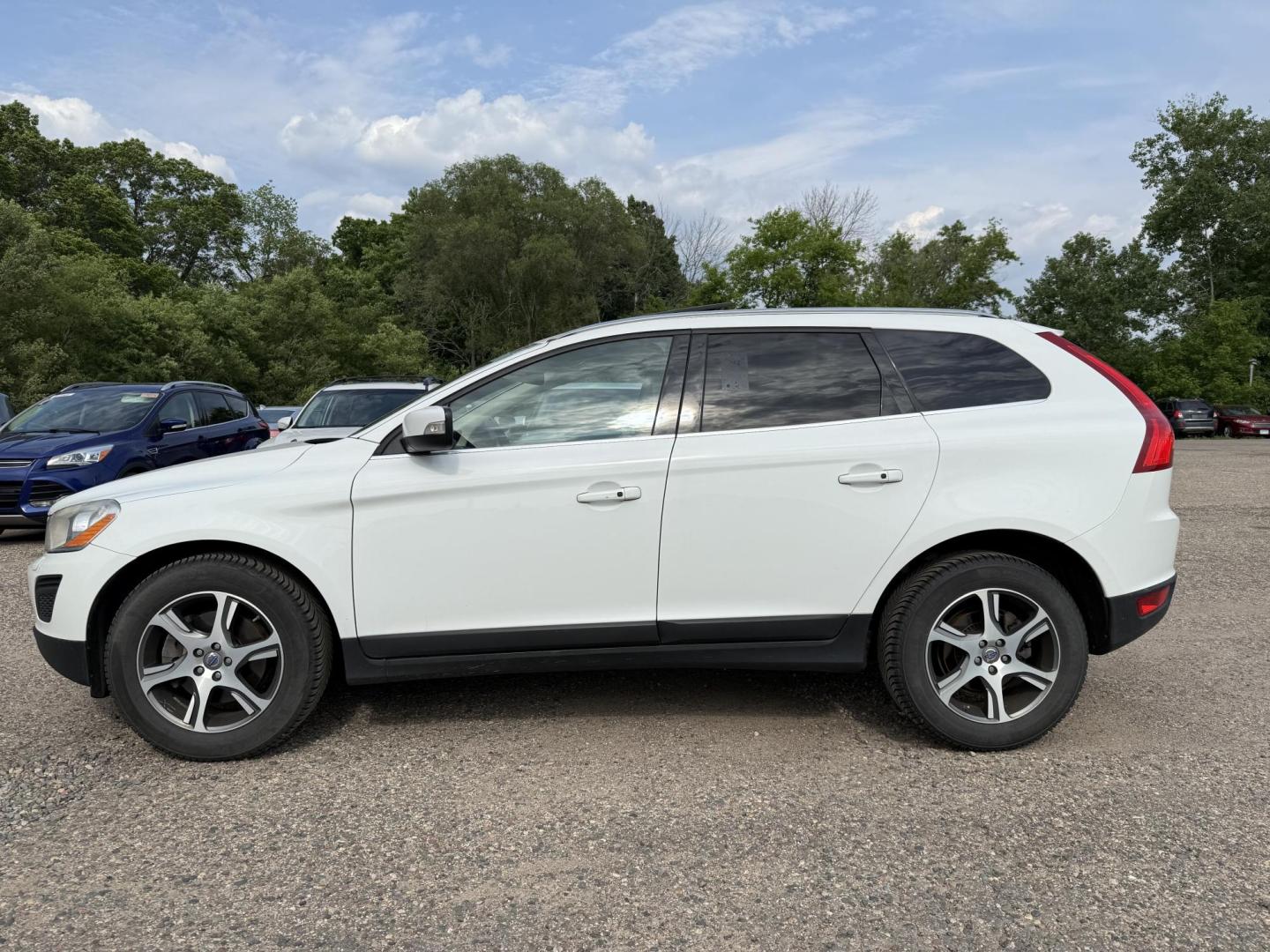 2013 Volvo XC60 T6 AWD (YV4902DZ9D2) with an 3.0L L6 DOHC 24V TURBO engine, 6-Speed Automatic transmission, located at 17255 hwy 65 NE, Ham Lake, MN, 55304, 0.000000, 0.000000 - Photo#1