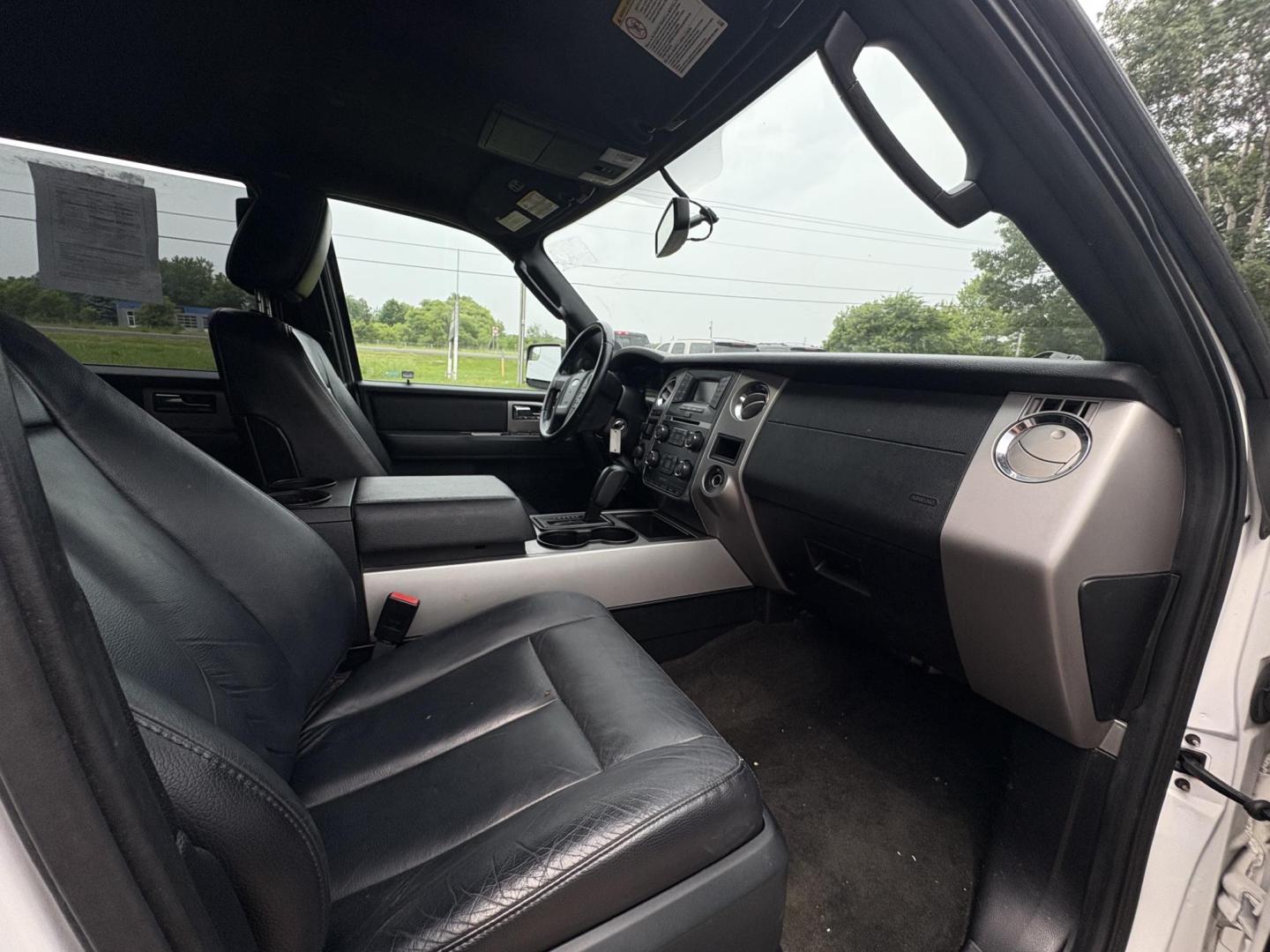2016 Ford Expedition EL XLT 4WD (1FMJK1JT0GE) with an 3.5L V6 DOHC 24V FFV engine, 6A transmission, located at 17255 hwy 65 NE, Ham Lake, MN, 55304, 0.000000, 0.000000 - Photo#15