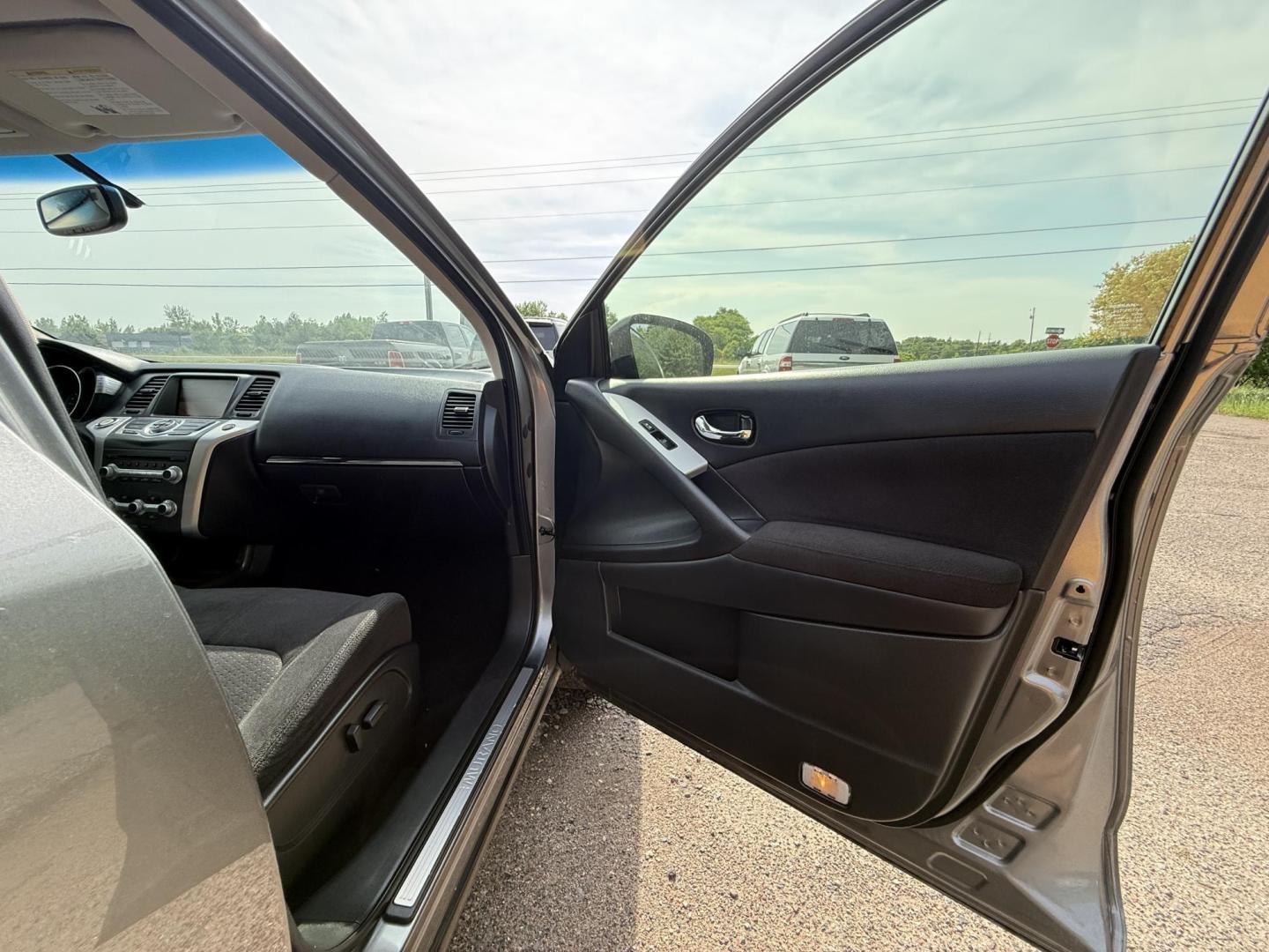 2013 Nissan Murano SL AWD (JN8AZ1MWXDW) with an 3.5L V6 DOHC 24V engine, Continuously Variable Transmission transmission, located at 17255 hwy 65 NE, Ham Lake, MN, 55304, 0.000000, 0.000000 - Photo#14