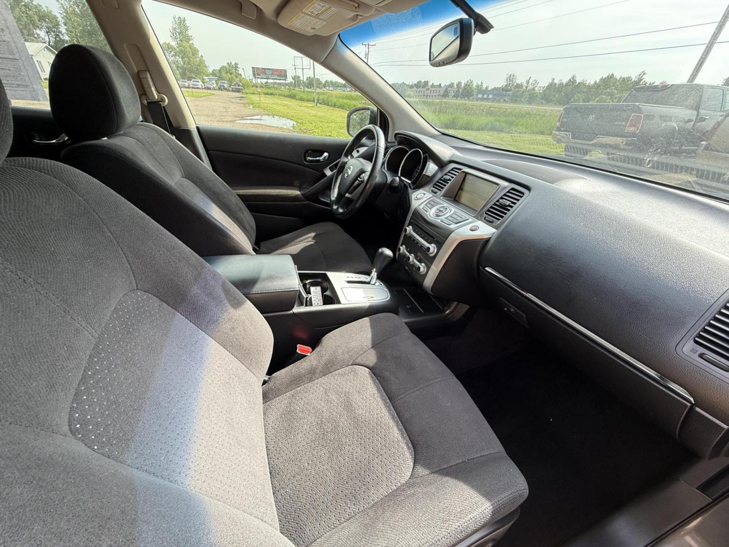 2013 Nissan Murano SL AWD (JN8AZ1MWXDW) with an 3.5L V6 DOHC 24V engine, Continuously Variable Transmission transmission, located at 17255 hwy 65 NE, Ham Lake, MN, 55304, 0.000000, 0.000000 - Photo#15