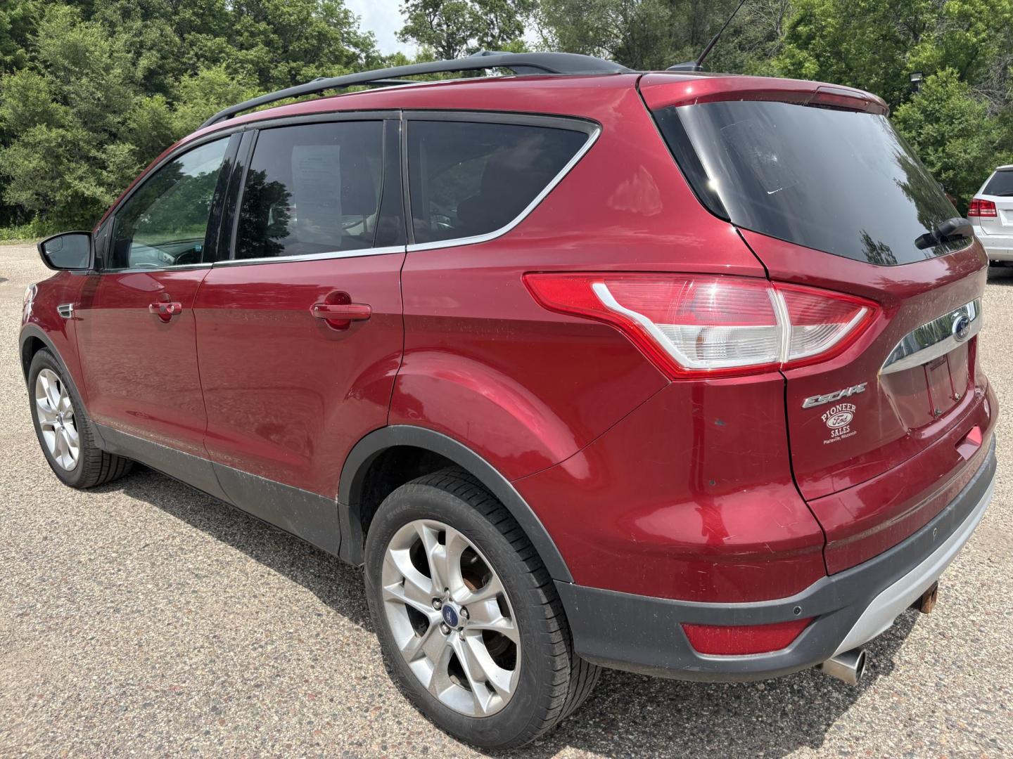 2013 Ford Escape SEL AWD (1FMCU9HX7DU) with an 1.6L L4 DOHC 16V engine, 6-Speed Automatic transmission, located at 17255 hwy 65 NE, Ham Lake, MN, 55304, 0.000000, 0.000000 - Photo#2