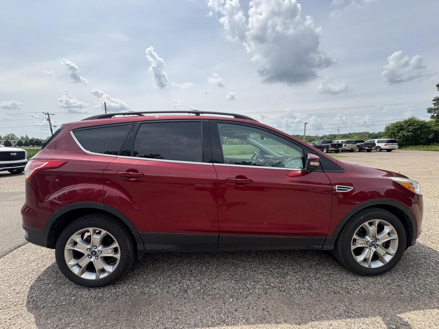 2013 Ford Escape SEL AWD (1FMCU9HX7DU) with an 1.6L L4 DOHC 16V engine, 6-Speed Automatic transmission, located at 17255 hwy 65 NE, Ham Lake, MN, 55304, 0.000000, 0.000000 - Photo#5