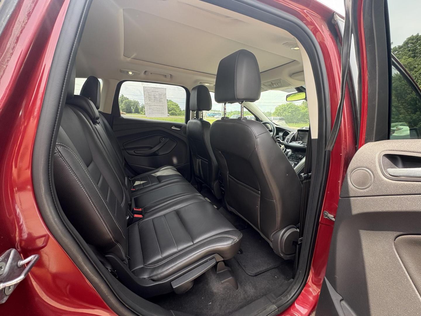 2013 Ford Escape SEL AWD (1FMCU9HX7DU) with an 1.6L L4 DOHC 16V engine, 6-Speed Automatic transmission, located at 17255 hwy 65 NE, Ham Lake, MN, 55304, 0.000000, 0.000000 - Photo#13