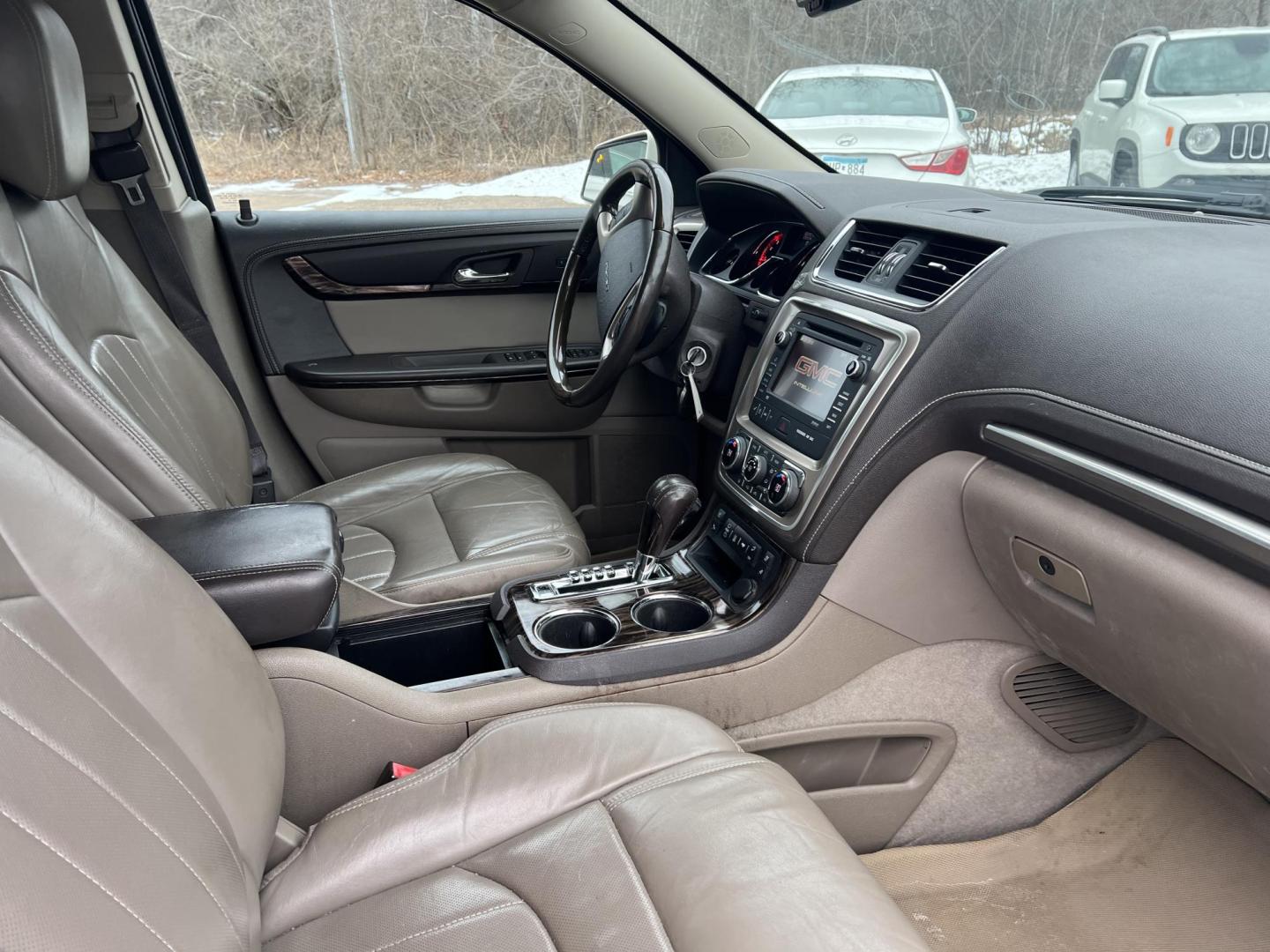 2013 GMC Acadia Denali AWD (1GKKVTKD6DJ) with an 3.6L V6 DOHC 24V engine, 6-Speed Automatic transmission, located at 17255 hwy 65 NE, Ham Lake, MN, 55304, 0.000000, 0.000000 - Photo#15