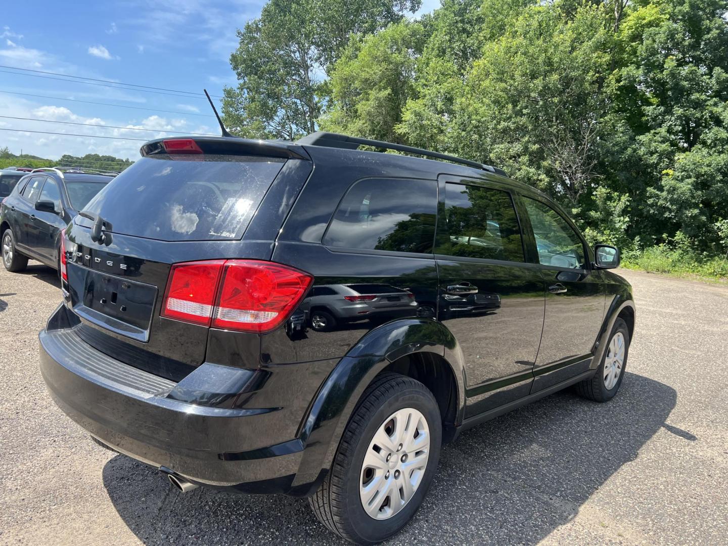 2014 Dodge Journey SE AWD (3C4PDDAG6ET) with an 3.6L V6 DOHC 24V engine, 6-Speed Automatic transmission, located at 17255 hwy 65 NE, Ham Lake, MN, 55304, 0.000000, 0.000000 - Photo#4