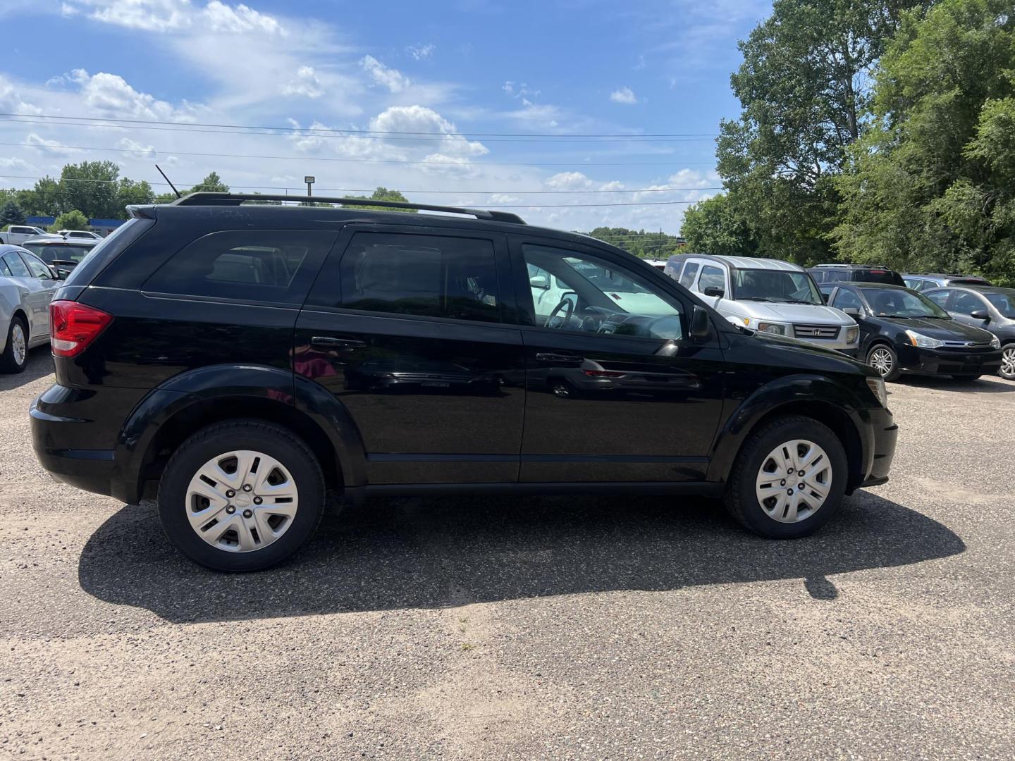 2014 Dodge Journey SE AWD (3C4PDDAG6ET) with an 3.6L V6 DOHC 24V engine, 6-Speed Automatic transmission, located at 17255 hwy 65 NE, Ham Lake, MN, 55304, 0.000000, 0.000000 - Photo#5