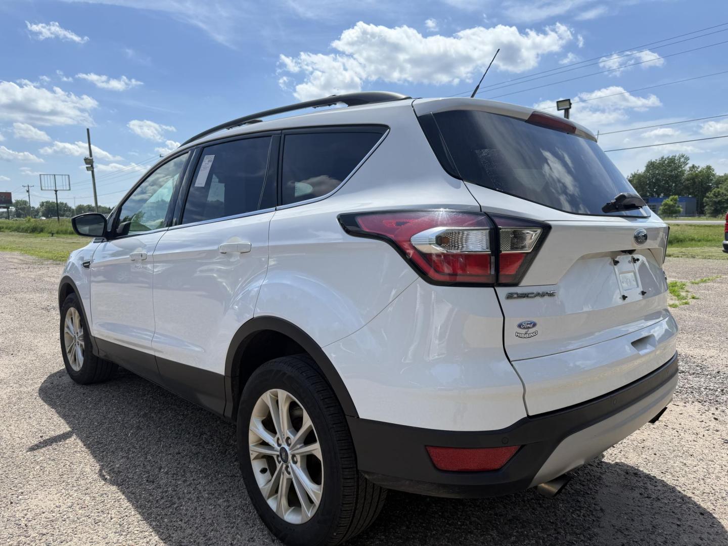 2018 Ford Escape SEL 4WD (1FMCU9HD5JU) with an 1.5L L4 DOHC 16V engine, 6A transmission, located at 17255 hwy 65 NE, Ham Lake, MN, 55304, 0.000000, 0.000000 - Photo#2