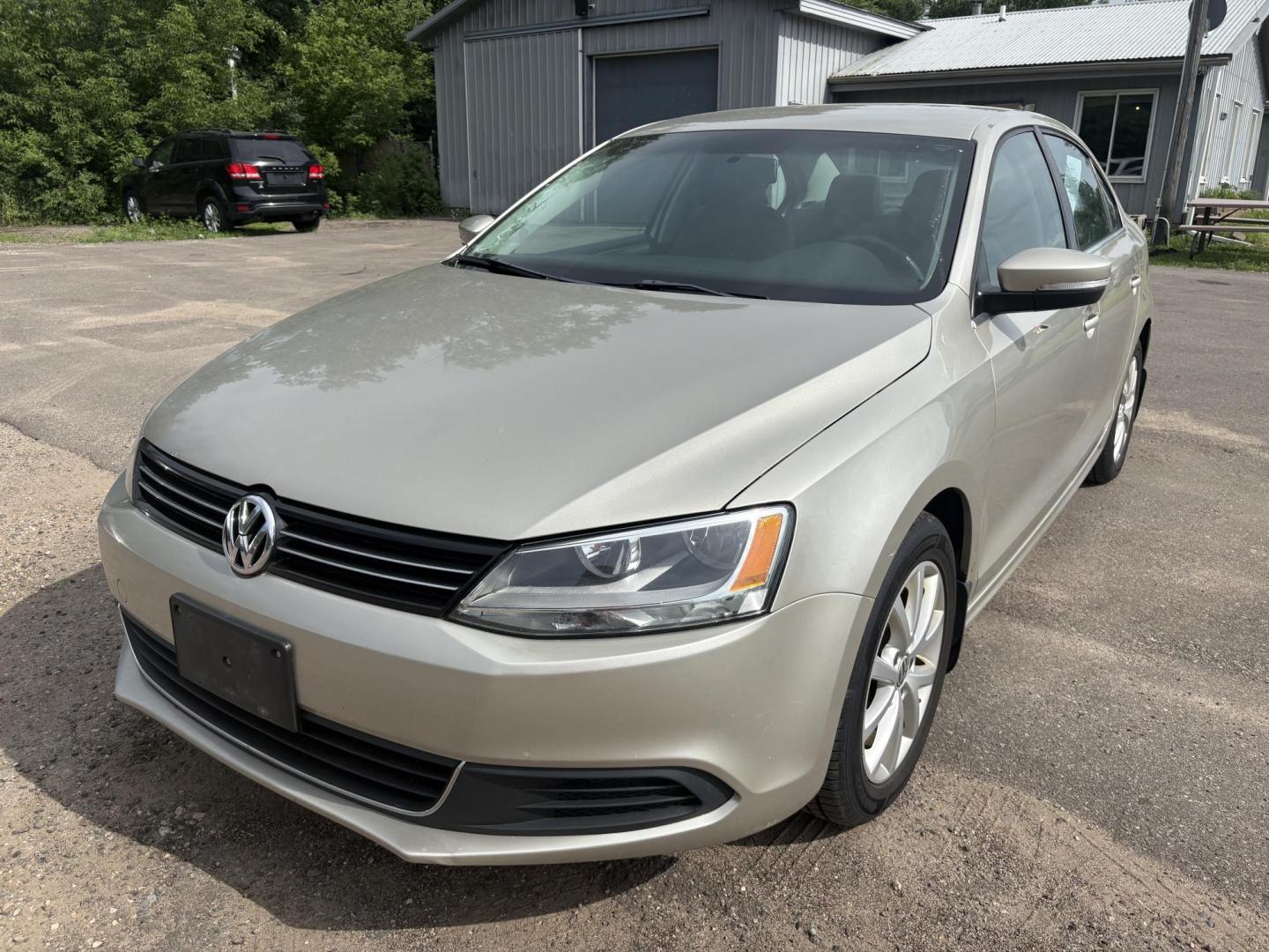 2013 Volkswagen Jetta SE (3VWDX7AJ1DM) with an 2.5L L5 DOHC 20V engine, located at 17255 hwy 65 NE, Ham Lake, MN, 55304, 0.000000, 0.000000 - Photo#0