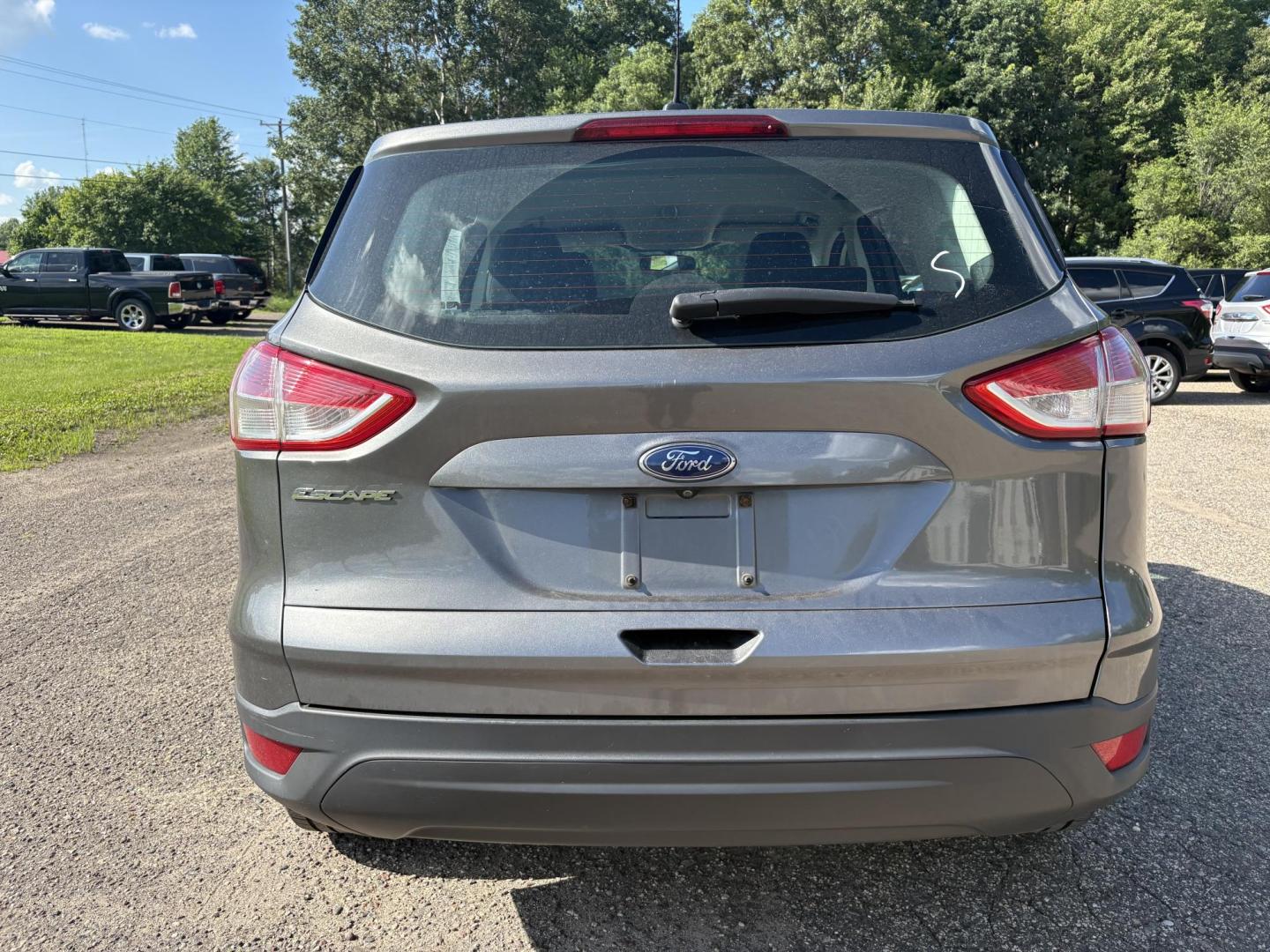 2014 Ford Escape S FWD (1FMCU0F74EU) with an 2.5L L4 DOHC 16V engine, 6-Speed Automatic transmission, located at 17255 hwy 65 NE, Ham Lake, MN, 55304, 0.000000, 0.000000 - Photo#3