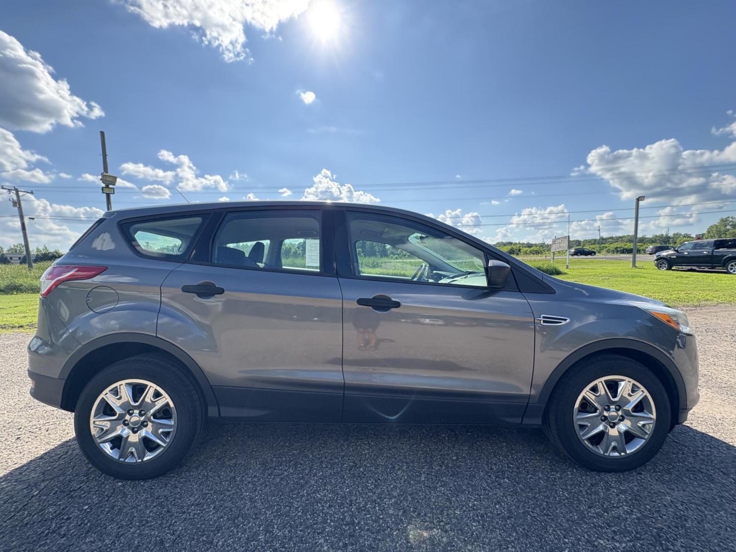 2014 Ford Escape S FWD (1FMCU0F74EU) with an 2.5L L4 DOHC 16V engine, 6-Speed Automatic transmission, located at 17255 hwy 65 NE, Ham Lake, MN, 55304, 0.000000, 0.000000 - Photo#5
