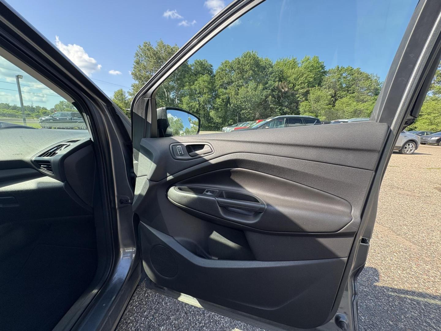 2014 Ford Escape S FWD (1FMCU0F74EU) with an 2.5L L4 DOHC 16V engine, 6-Speed Automatic transmission, located at 17255 hwy 65 NE, Ham Lake, MN, 55304, 0.000000, 0.000000 - Photo#14