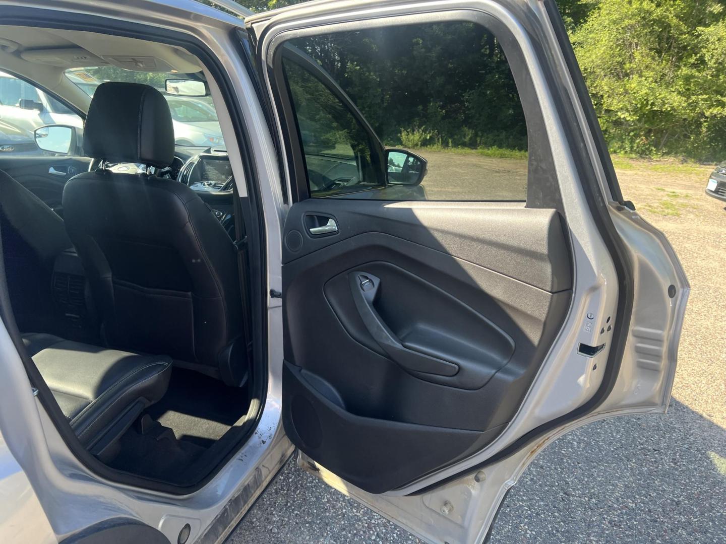2015 Ford Escape Titanium 4WD (1FMCU9J94FU) with an 2.0L L4 DOHC 16V engine, 6-Speed Automatic transmission, located at 17255 hwy 65 NE, Ham Lake, MN, 55304, 0.000000, 0.000000 - Photo#12