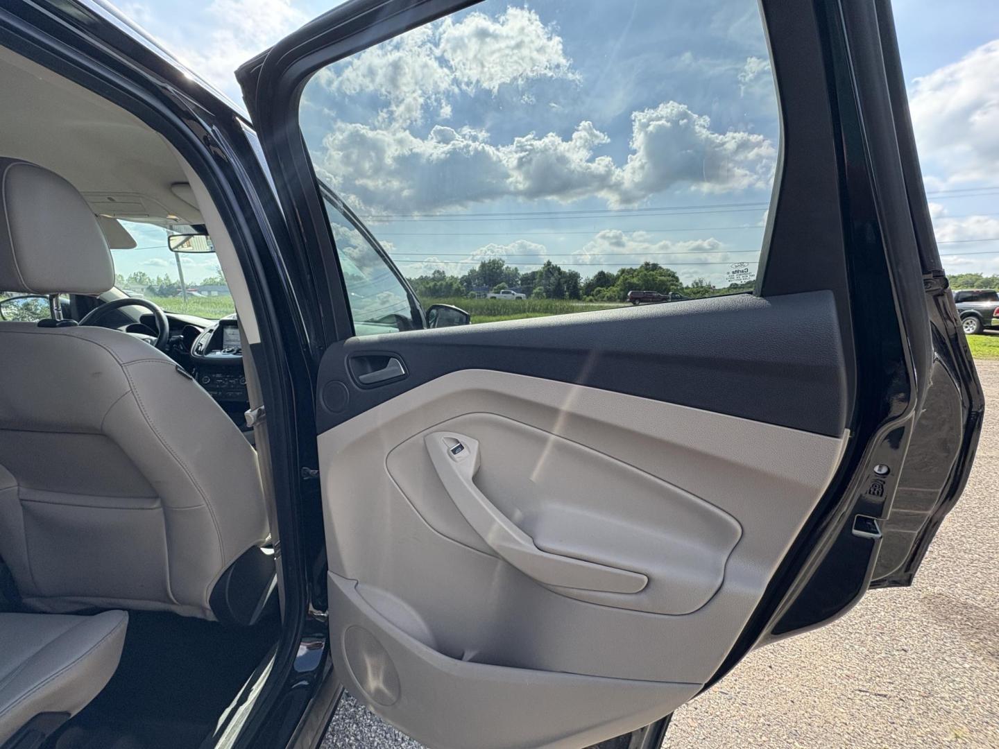 2017 Ford Escape Titanium 4WD (1FMCU9J9XHU) with an 2.0L L4 DOHC 16V engine, 6A transmission, located at 17255 hwy 65 NE, Ham Lake, MN, 55304, 0.000000, 0.000000 - Photo#12