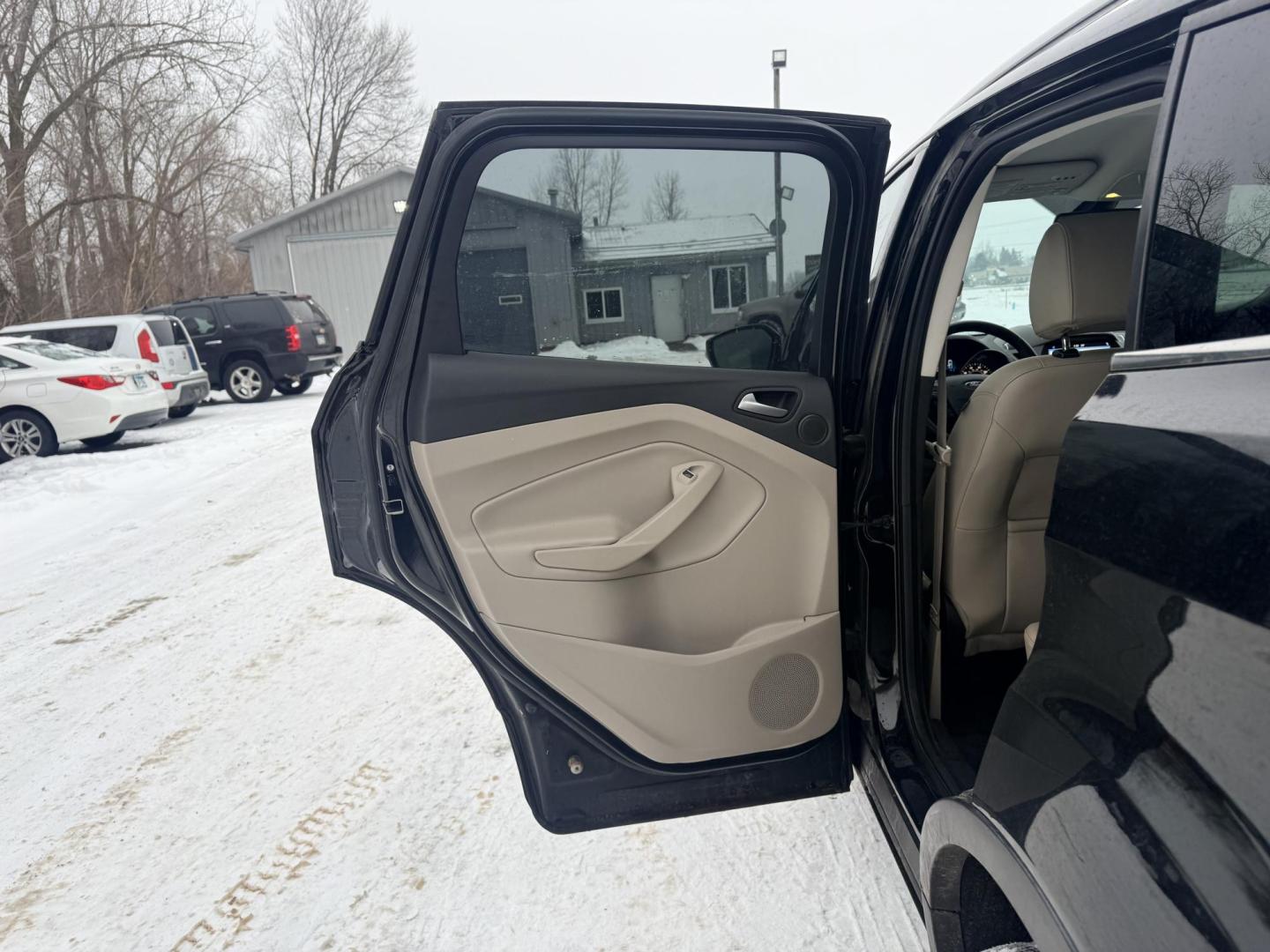 2017 Ford Escape Titanium 4WD (1FMCU9J9XHU) with an 2.0L L4 DOHC 16V engine, 6A transmission, located at 17255 hwy 65 NE, Ham Lake, MN, 55304, 0.000000, 0.000000 - Photo#10