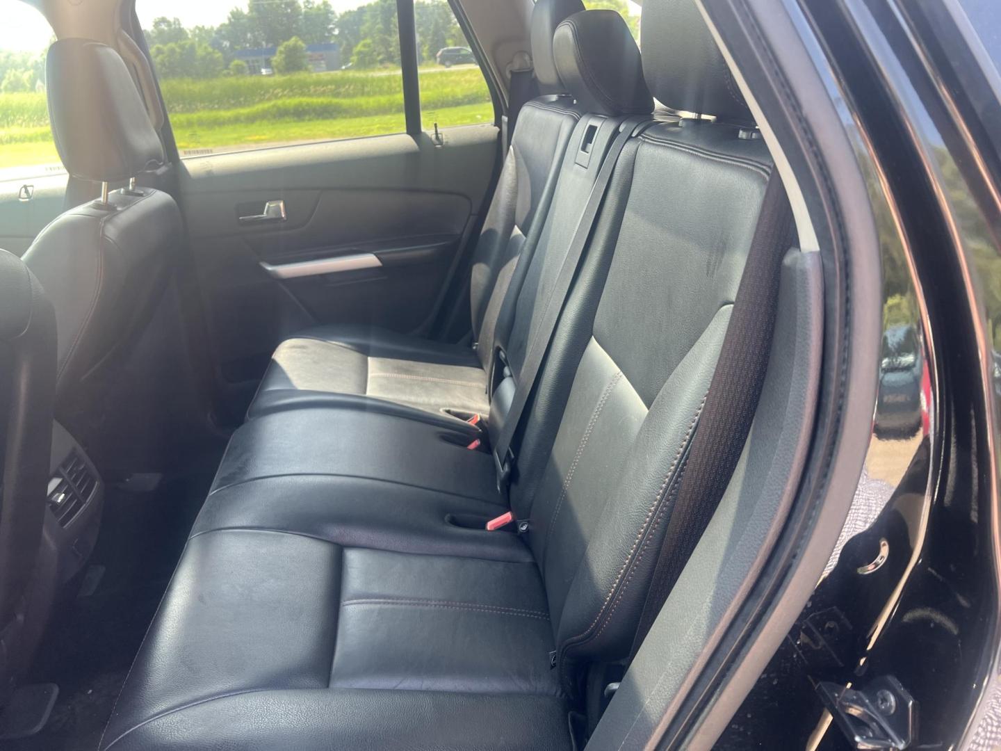 2011 Ford Edge SEL FWD (2FMDK3JC9BB) with an 3.5L V6 DOHC 24V engine, 6-Speed Automatic transmission, located at 17255 hwy 65 NE, Ham Lake, MN, 55304, 0.000000, 0.000000 - Photo#11