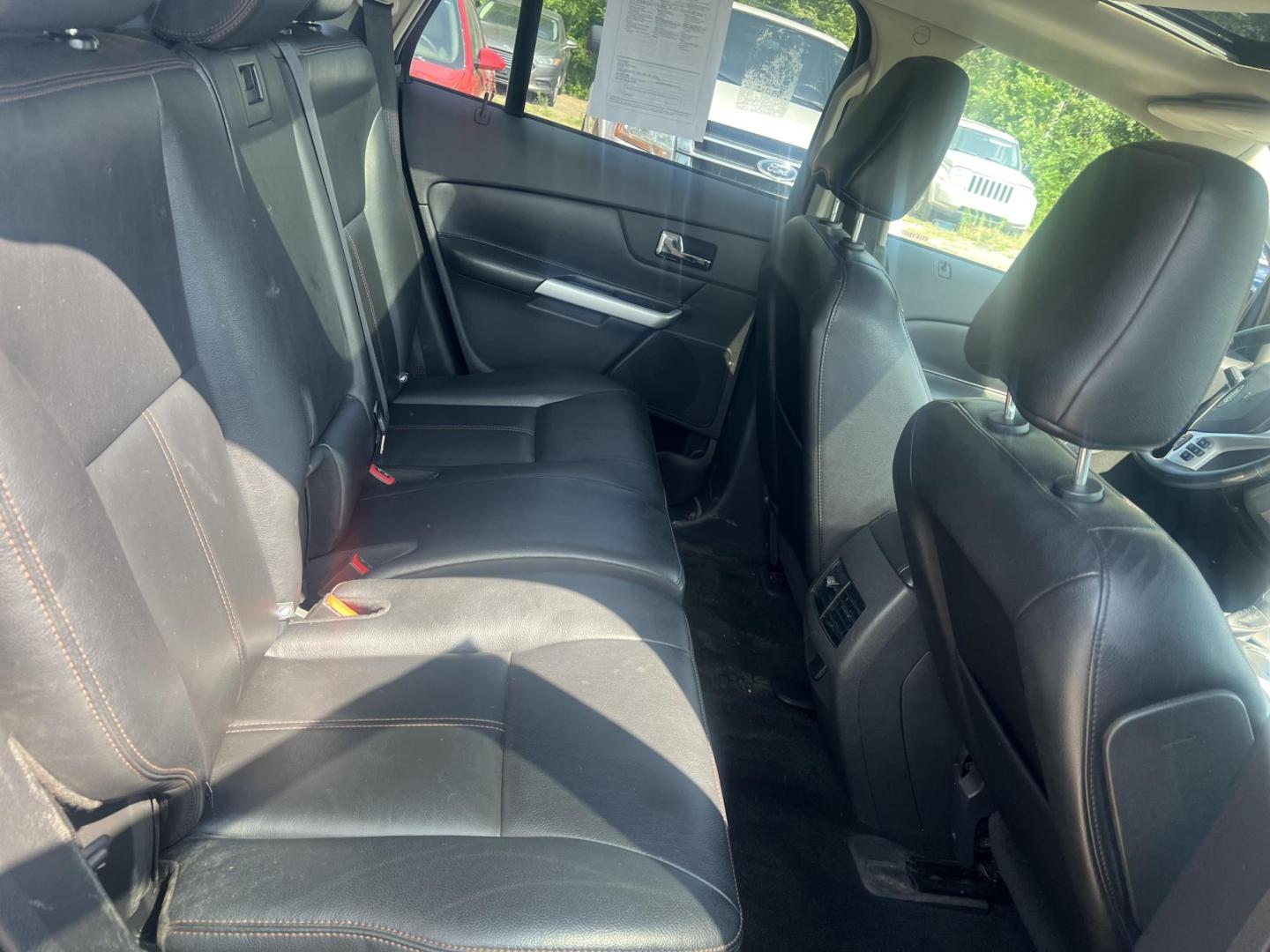 2011 Ford Edge SEL FWD (2FMDK3JC9BB) with an 3.5L V6 DOHC 24V engine, 6-Speed Automatic transmission, located at 17255 hwy 65 NE, Ham Lake, MN, 55304, 0.000000, 0.000000 - Photo#13