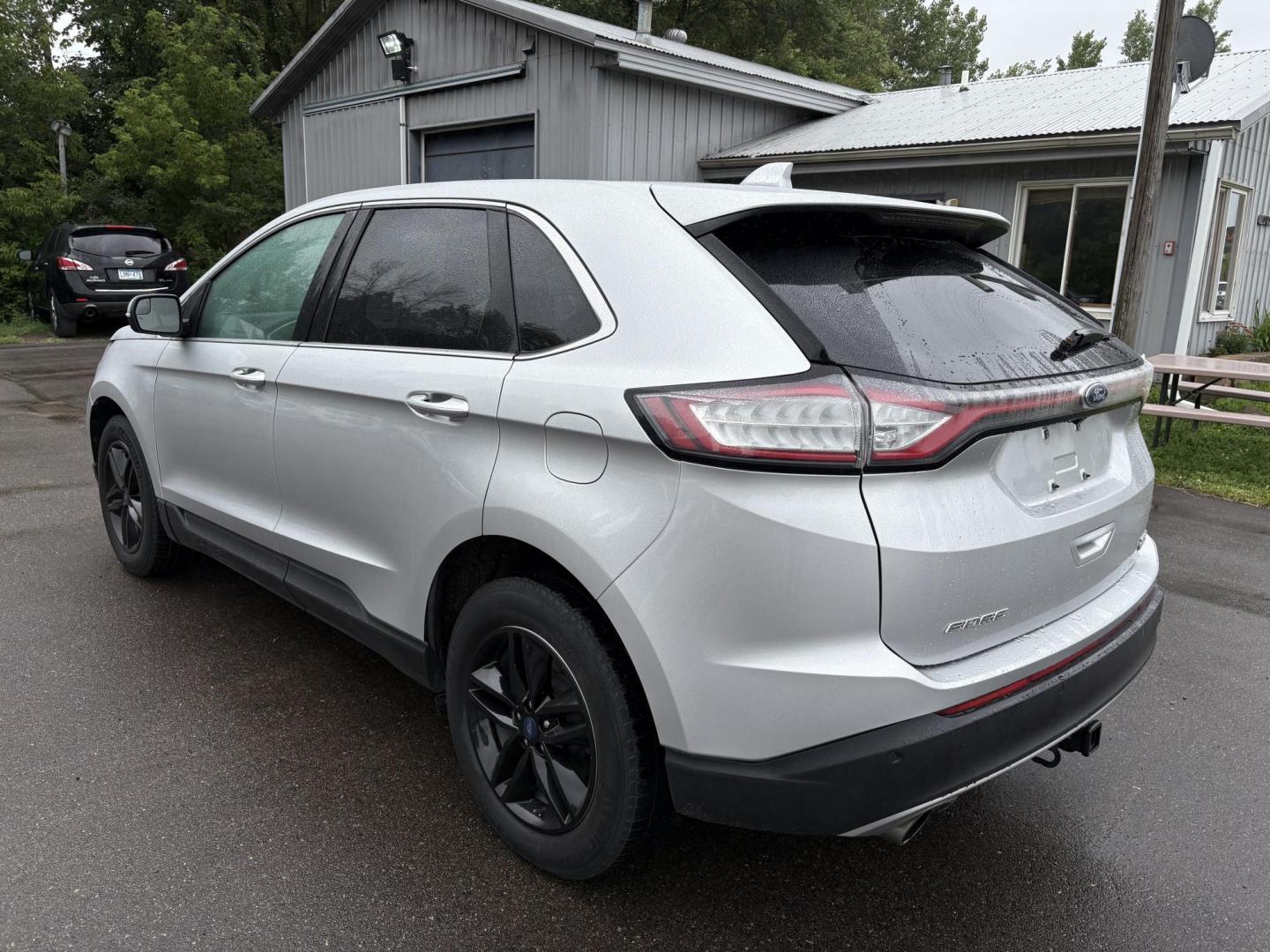 2018 Ford Edge SEL AWD (2FMPK4J92JB) with an 2.0L L4 DOHC 16V engine, 6A transmission, located at 17255 hwy 65 NE, Ham Lake, MN, 55304, 0.000000, 0.000000 - Photo#2