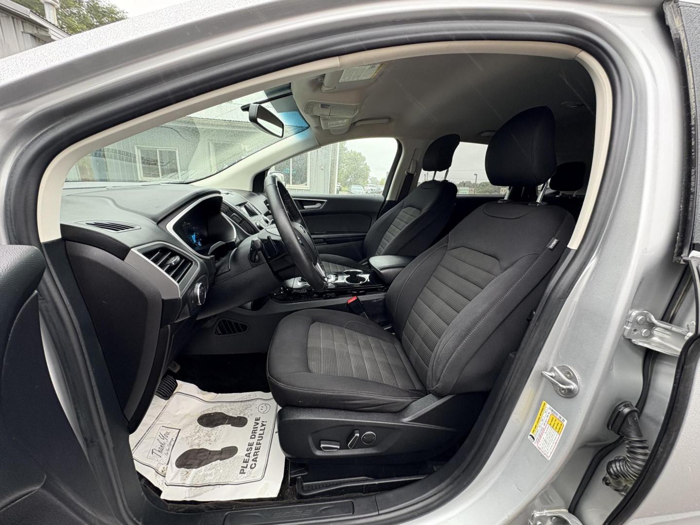 2018 Ford Edge SEL AWD (2FMPK4J92JB) with an 2.0L L4 DOHC 16V engine, 6A transmission, located at 17255 hwy 65 NE, Ham Lake, MN, 55304, 0.000000, 0.000000 - Photo#9