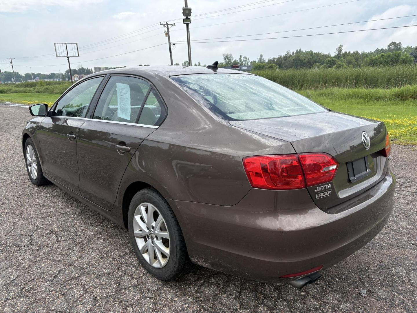2014 Volkswagen Jetta SE (3VWD07AJ5EM) with an 1.8L L4 DOHC 20V engine, located at 17255 hwy 65 NE, Ham Lake, MN, 55304, 0.000000, 0.000000 - Photo#2
