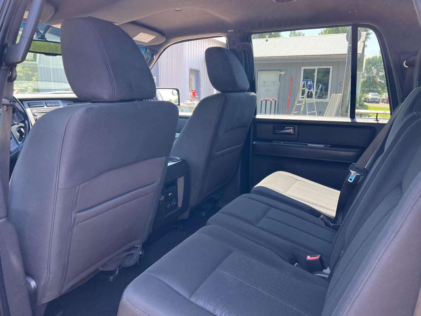 2009 Ford Expedition EL XLT 4WD (1FMFK16589L) with an 5.4L V8 SOHC 16V engine, 6-Speed Automatic transmission, located at 17255 hwy 65 NE, Ham Lake, MN, 55304, 0.000000, 0.000000 - Photo#11