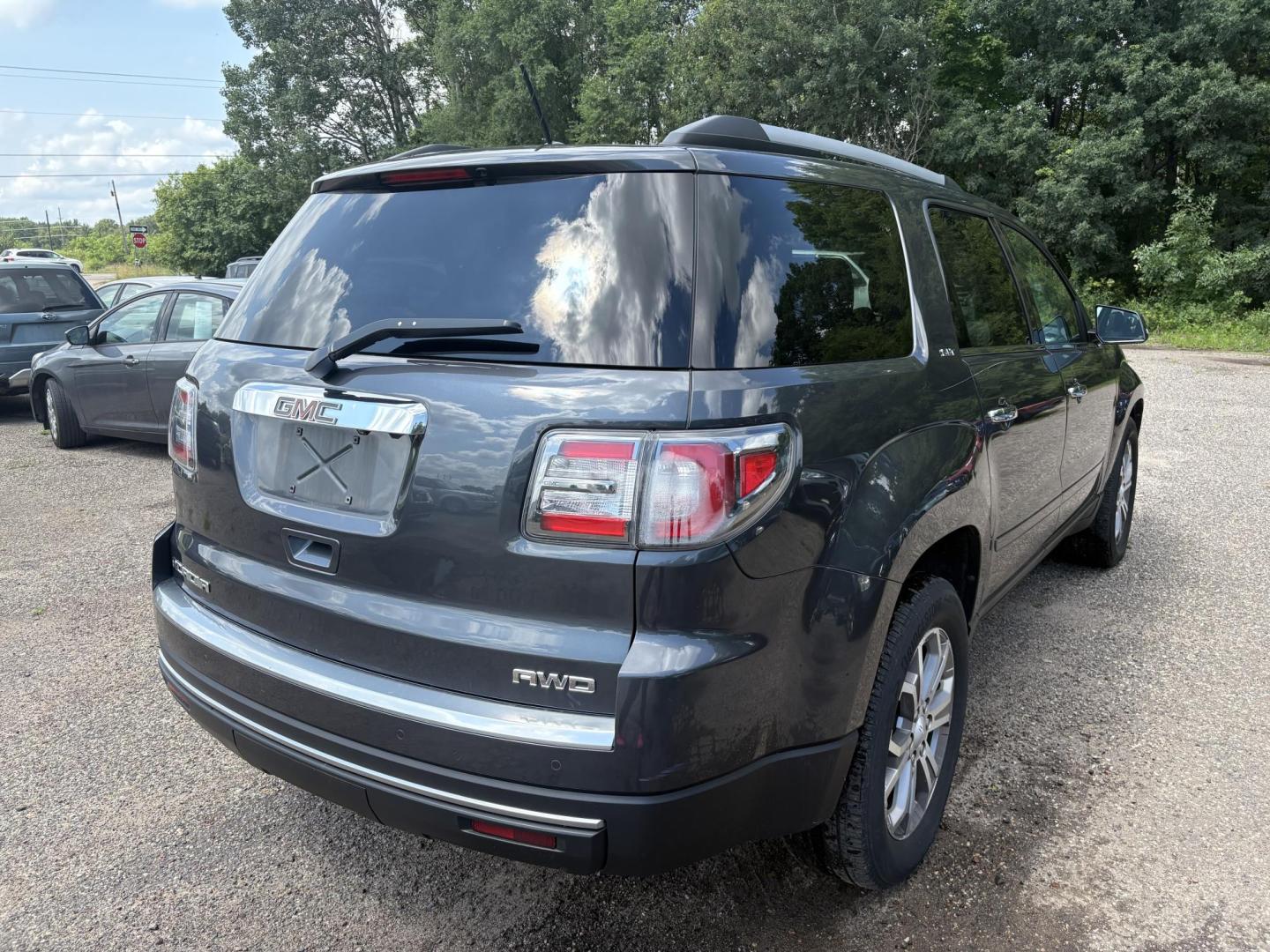 2013 GMC Acadia SLT-1 AWD (1GKKVRKD3DJ) with an 3.6L V6 DOHC 24V engine, 6-Speed Automatic transmission, located at 17255 hwy 65 NE, Ham Lake, MN, 55304, 0.000000, 0.000000 - Photo#4