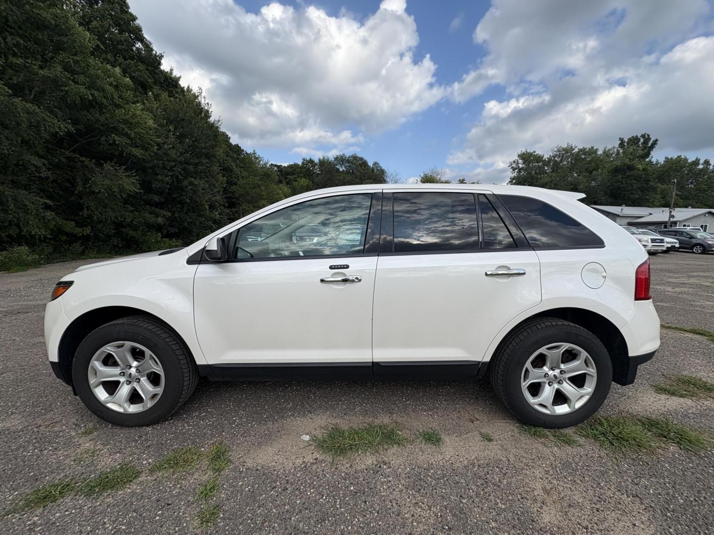 2011 Ford Edge SEL FWD (2FMDK3JC2BB) with an 3.5L V6 DOHC 24V engine, 6-Speed Automatic transmission, located at 17255 hwy 65 NE, Ham Lake, MN, 55304, 0.000000, 0.000000 - Photo#1