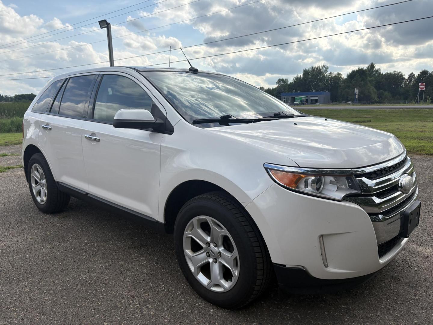 2011 Ford Edge SEL FWD (2FMDK3JC2BB) with an 3.5L V6 DOHC 24V engine, 6-Speed Automatic transmission, located at 17255 hwy 65 NE, Ham Lake, MN, 55304, 0.000000, 0.000000 - Photo#6
