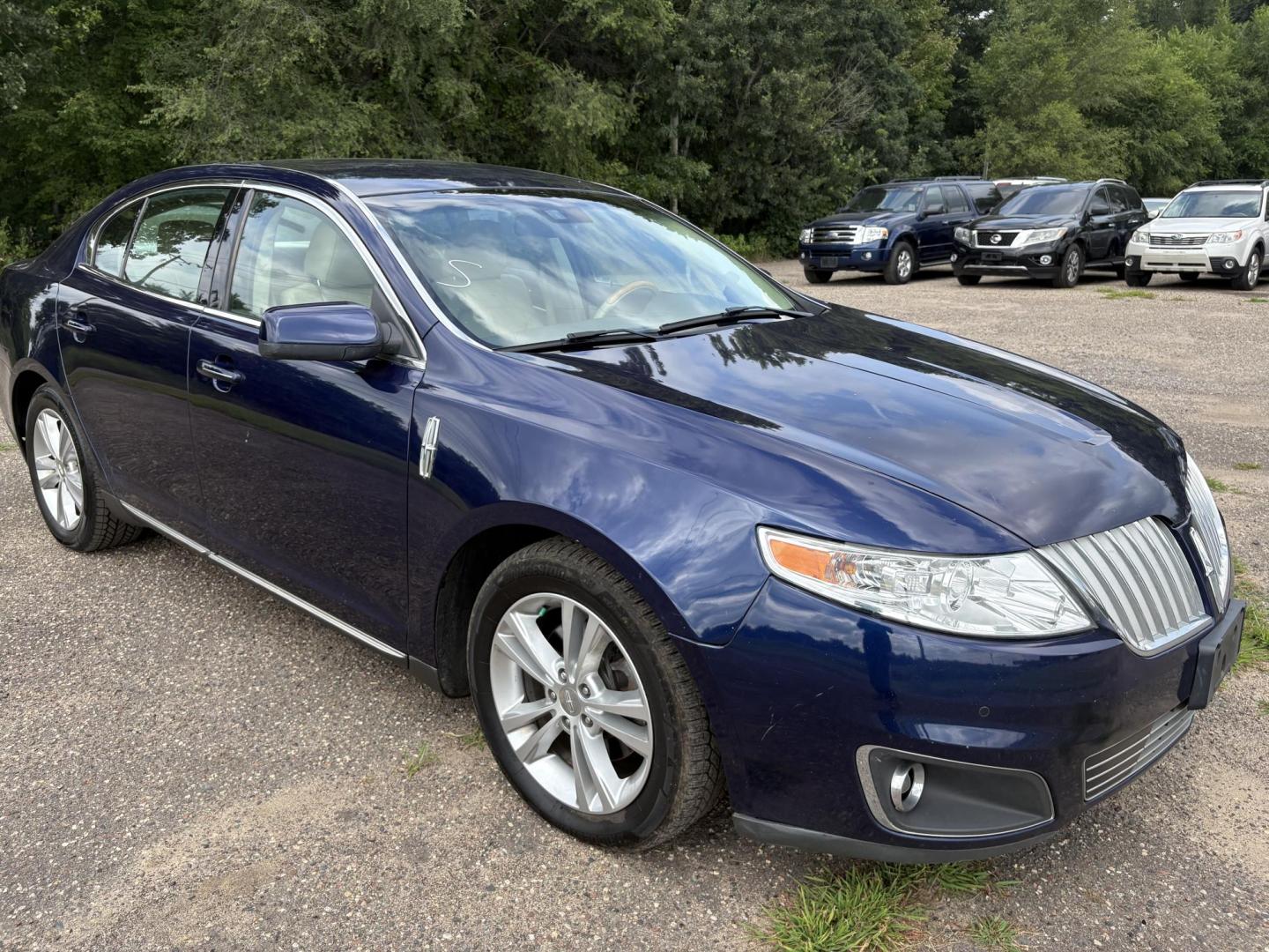 2011 Lincoln MKS 3.7L AWD (1LNHL9ER1BG) with an 3.7L V6 DOHC 24V engine, 6-Speed Automatic transmission, located at 17255 hwy 65 NE, Ham Lake, MN, 55304, 0.000000, 0.000000 - Photo#6