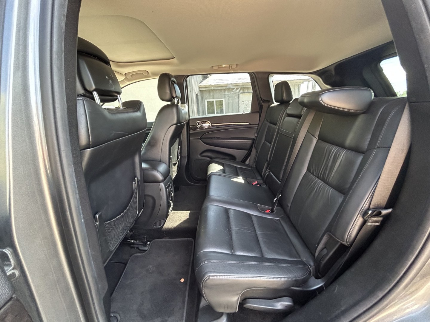 2012 Jeep Grand Cherokee Laredo 4WD (1C4RJFAT8CC) with an 5.7L V8 OHV 16V engine, 5-Speed Automatic transmission, located at 17255 hwy 65 NE, Ham Lake, MN, 55304, 0.000000, 0.000000- Photo#11