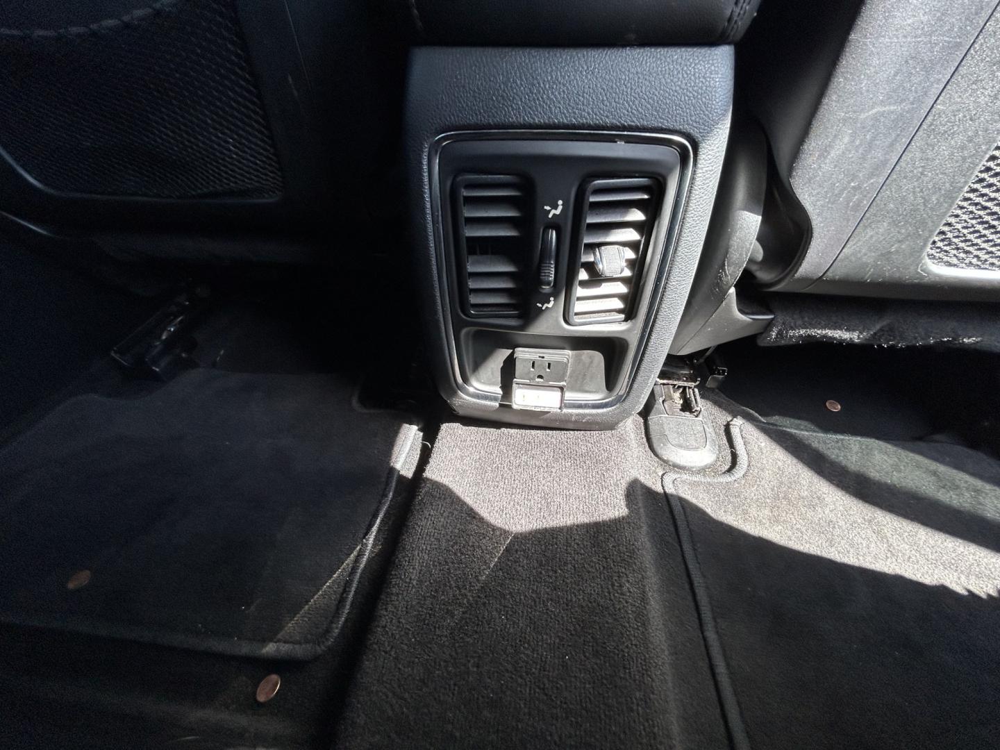 2012 Jeep Grand Cherokee Laredo 4WD (1C4RJFAT8CC) with an 5.7L V8 OHV 16V engine, 5-Speed Automatic transmission, located at 17255 hwy 65 NE, Ham Lake, MN, 55304, 0.000000, 0.000000- Photo#19