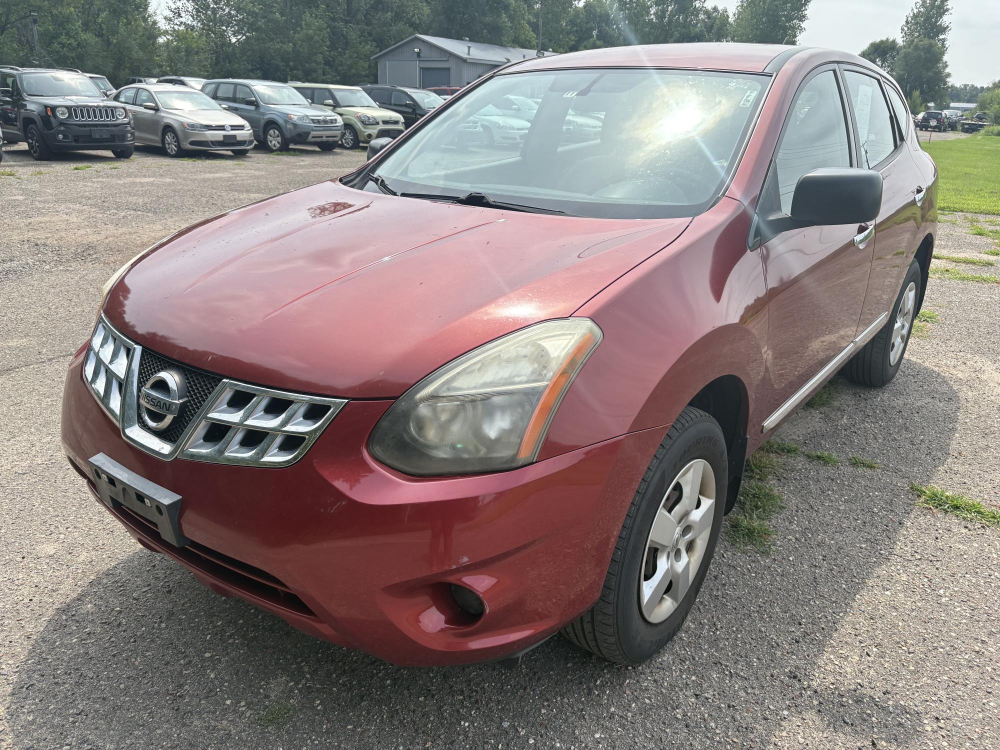 photo of 2014 Nissan Rogue S AWD