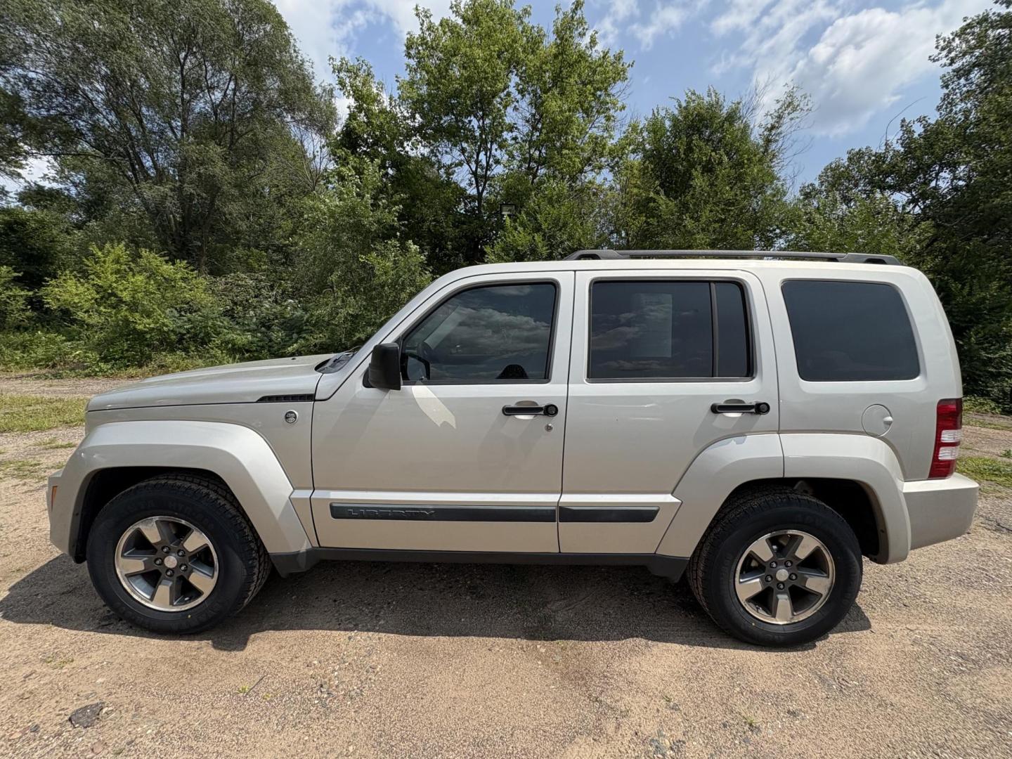 2008 Jeep Liberty Sport 4WD (1J8GN28K38W) with an 3.7L V6 SOHC 12V engine, located at 17255 hwy 65 NE, Ham Lake, MN, 55304, 0.000000, 0.000000 - Photo#1