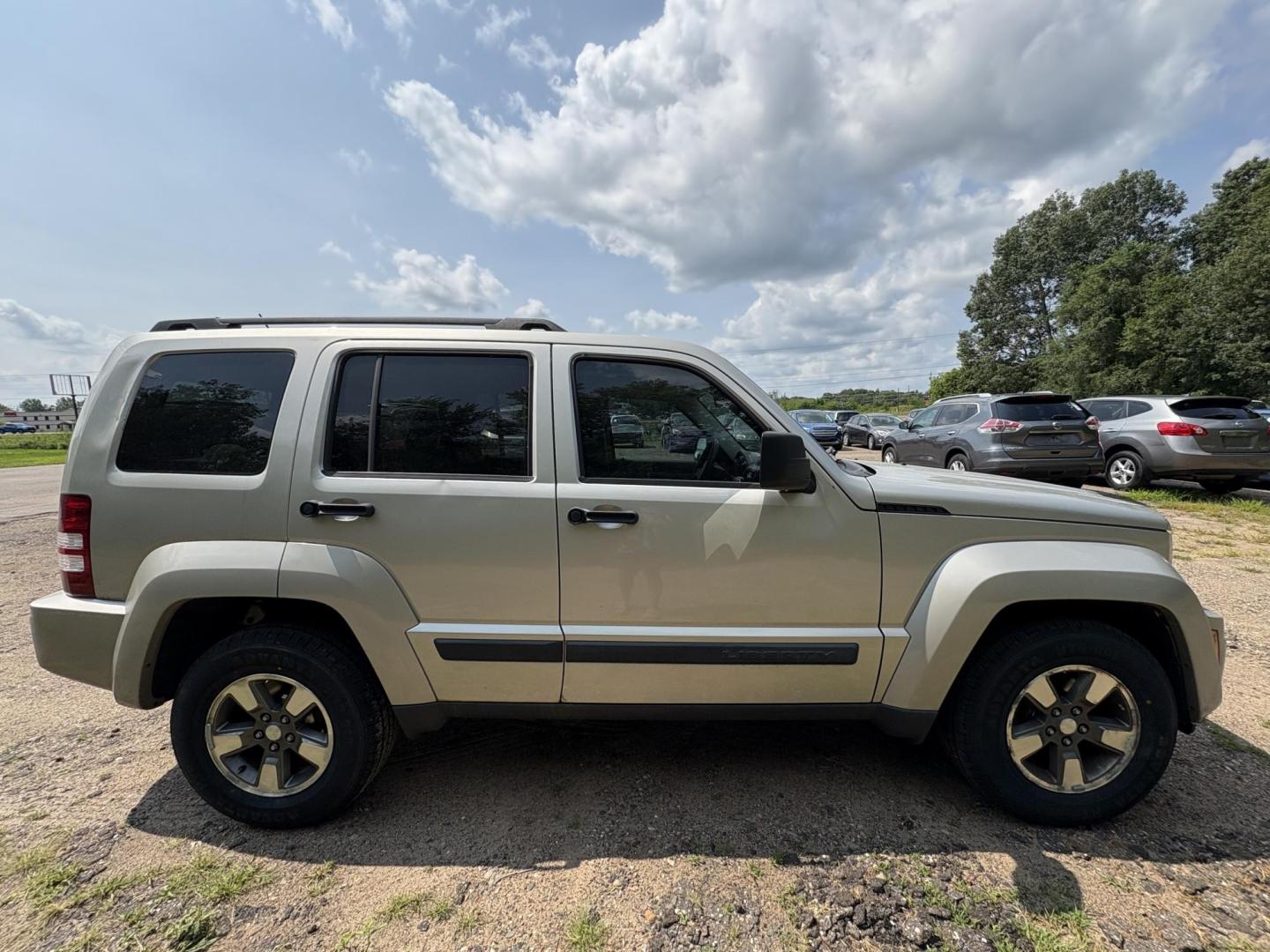 2008 Jeep Liberty Sport 4WD (1J8GN28K38W) with an 3.7L V6 SOHC 12V engine, located at 17255 hwy 65 NE, Ham Lake, MN, 55304, 0.000000, 0.000000 - Photo#5