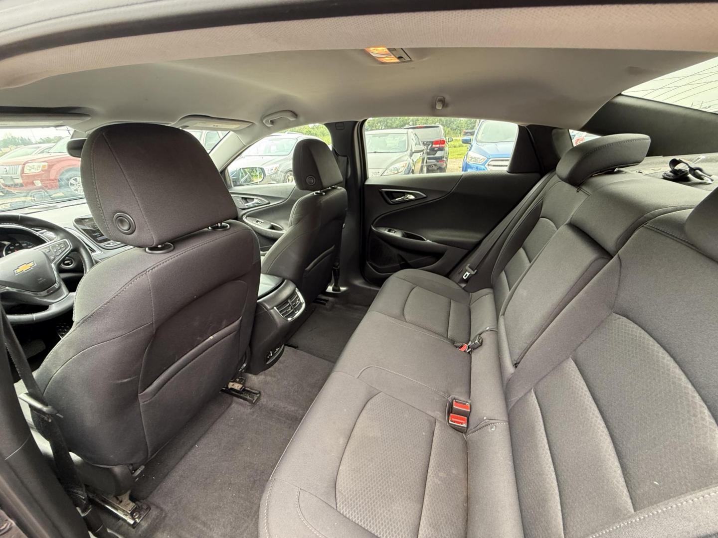 2016 Chevrolet Malibu 1LT (1G1ZE5ST5GF) with an 1.5L L4 DOHC 16V engine, 6A transmission, located at 17255 hwy 65 NE, Ham Lake, MN, 55304, 0.000000, 0.000000 - Photo#11