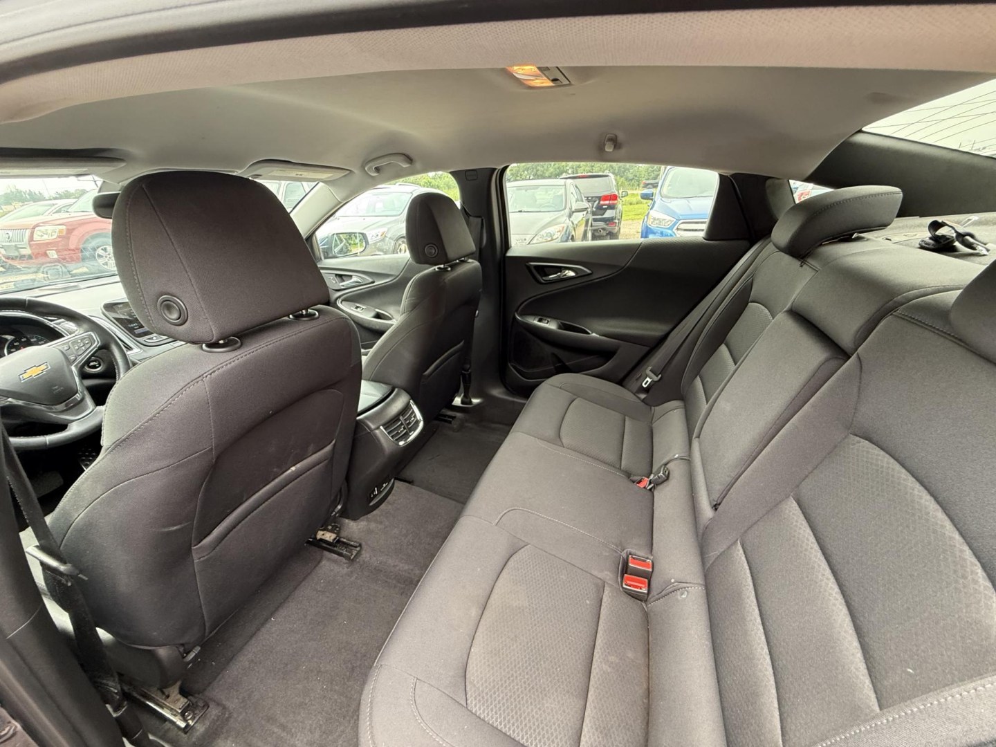 2016 Chevrolet Malibu 1LT (1G1ZE5ST5GF) with an 1.5L L4 DOHC 16V engine, 6A transmission, located at 17255 hwy 65 NE, Ham Lake, MN, 55304, 0.000000, 0.000000 - Photo#11