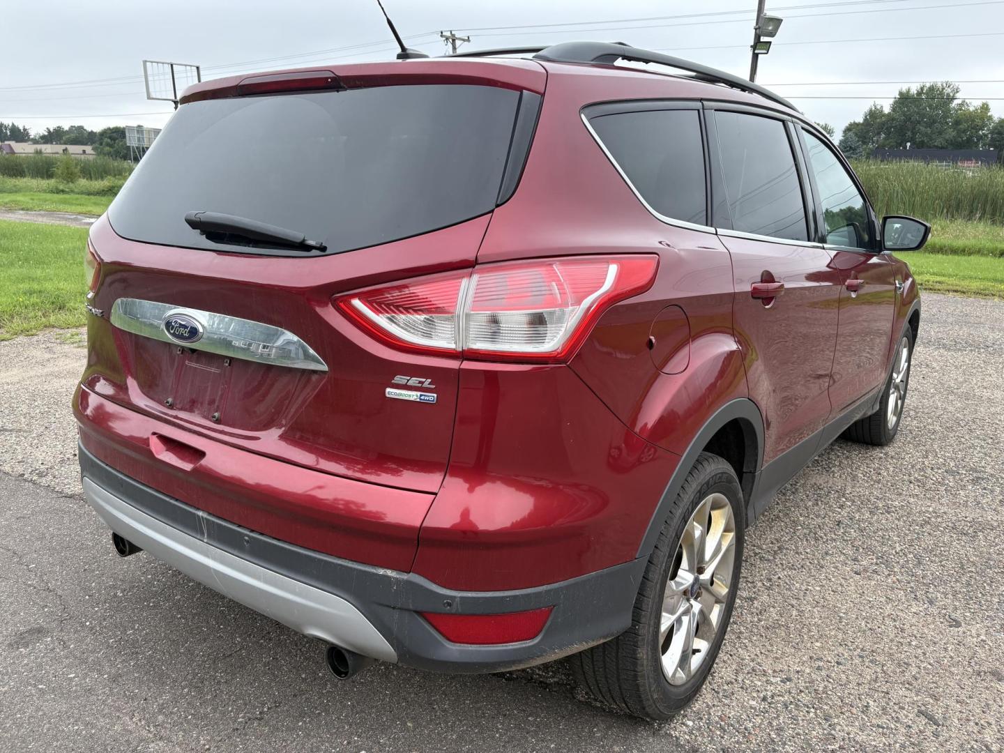 2013 Ford Escape SEL 4WD (1FMCU9H92DU) with an 2.0L L4 DOHC 16V engine, 6-Speed Automatic transmission, located at 17255 hwy 65 NE, Ham Lake, MN, 55304, 0.000000, 0.000000 - Photo#4