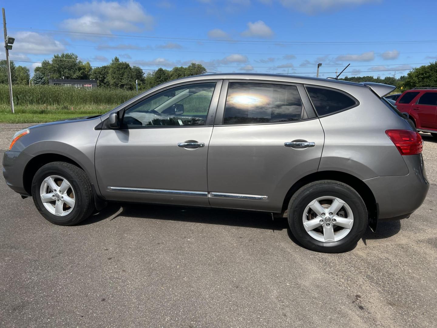 2013 Nissan Rogue S AWD (JN8AS5MV6DW) with an 2.5L L4 DOHC 16V engine, Continuously Variable Transmission transmission, located at 17255 hwy 65 NE, Ham Lake, MN, 55304, 0.000000, 0.000000 - Photo#7