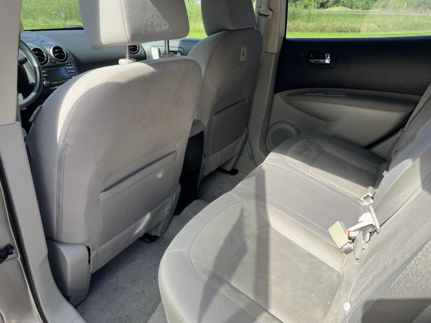 2013 Nissan Rogue S AWD (JN8AS5MV6DW) with an 2.5L L4 DOHC 16V engine, Continuously Variable Transmission transmission, located at 17255 hwy 65 NE, Ham Lake, MN, 55304, 0.000000, 0.000000 - Photo#11