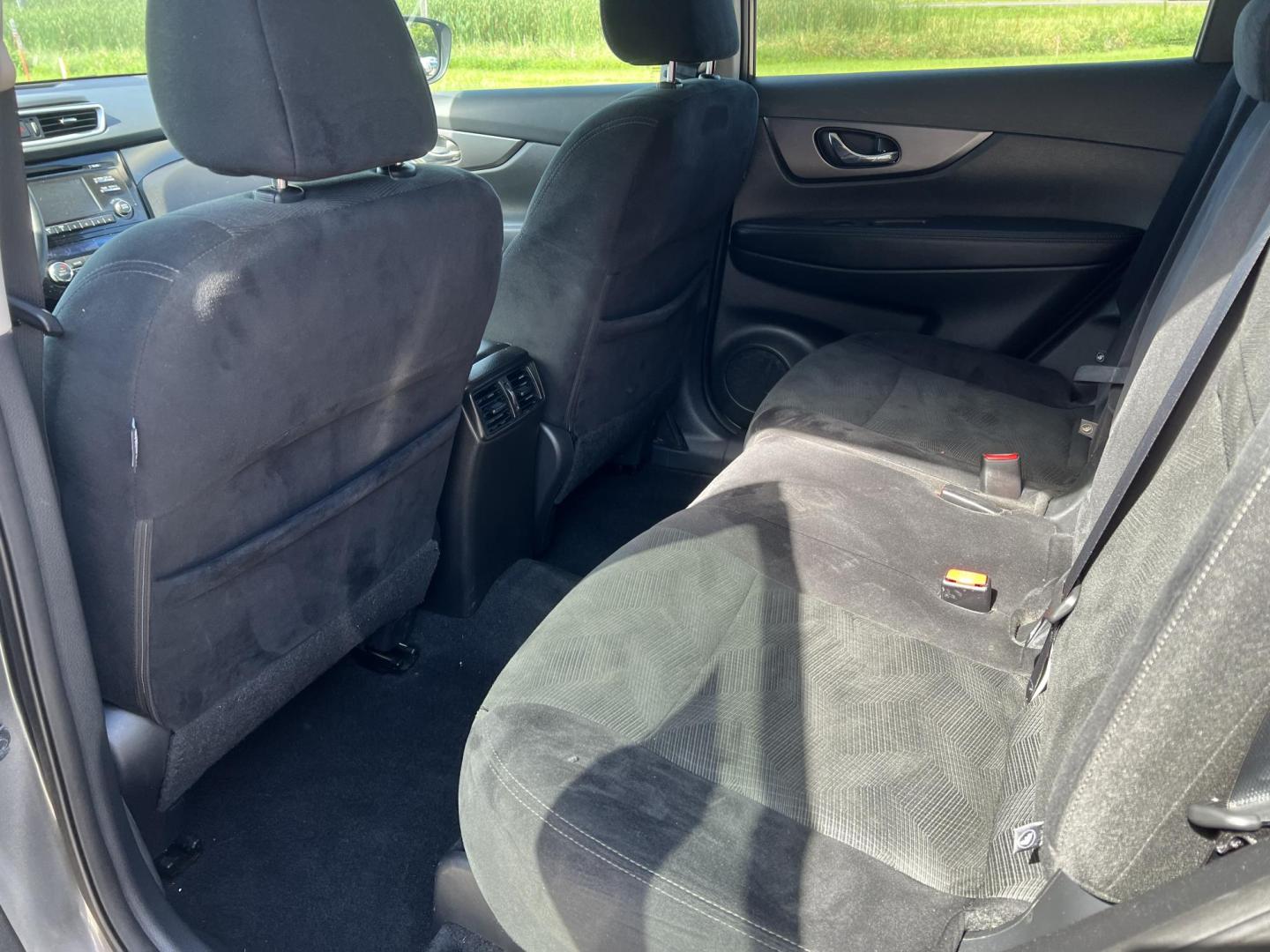 2016 Nissan Rogue S AWD (5N1AT2MV0GC) with an 2.5L L4 DOHC 16V engine, CVT transmission, located at 17255 hwy 65 NE, Ham Lake, MN, 55304, 0.000000, 0.000000 - Photo#12