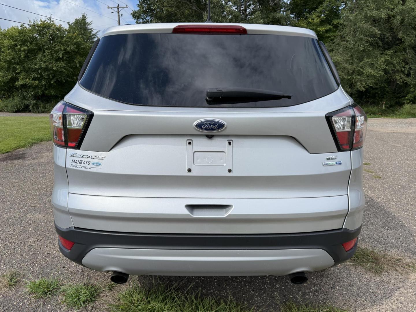 2018 Ford Escape SE 4WD (1FMCU9GD4JU) with an 1.5L L4 DOHC 16V engine, 6A transmission, located at 17255 hwy 65 NE, Ham Lake, MN, 55304, 0.000000, 0.000000 - Photo#3