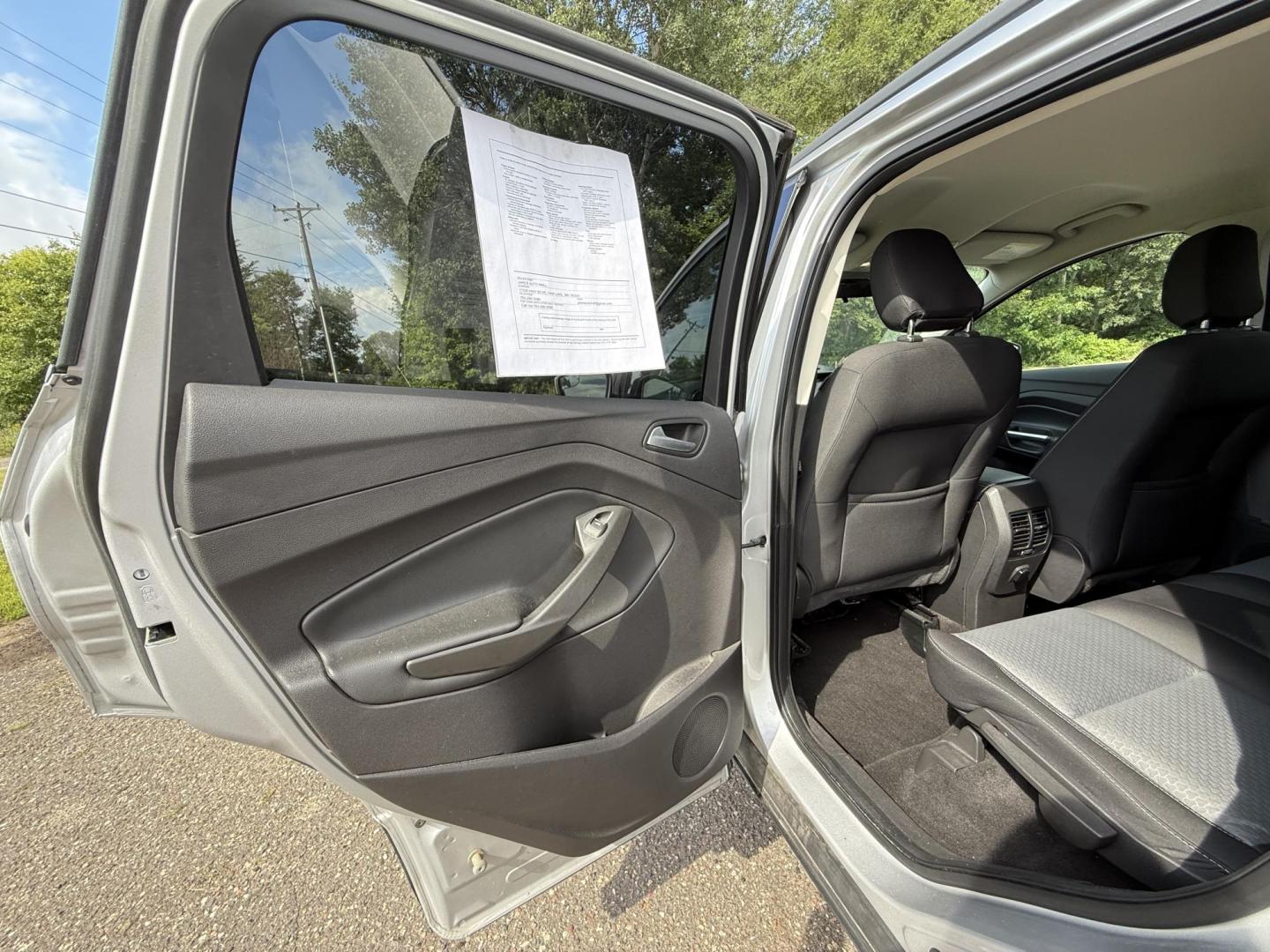 2018 Ford Escape SE 4WD (1FMCU9GD4JU) with an 1.5L L4 DOHC 16V engine, 6A transmission, located at 17255 hwy 65 NE, Ham Lake, MN, 55304, 0.000000, 0.000000 - Photo#10