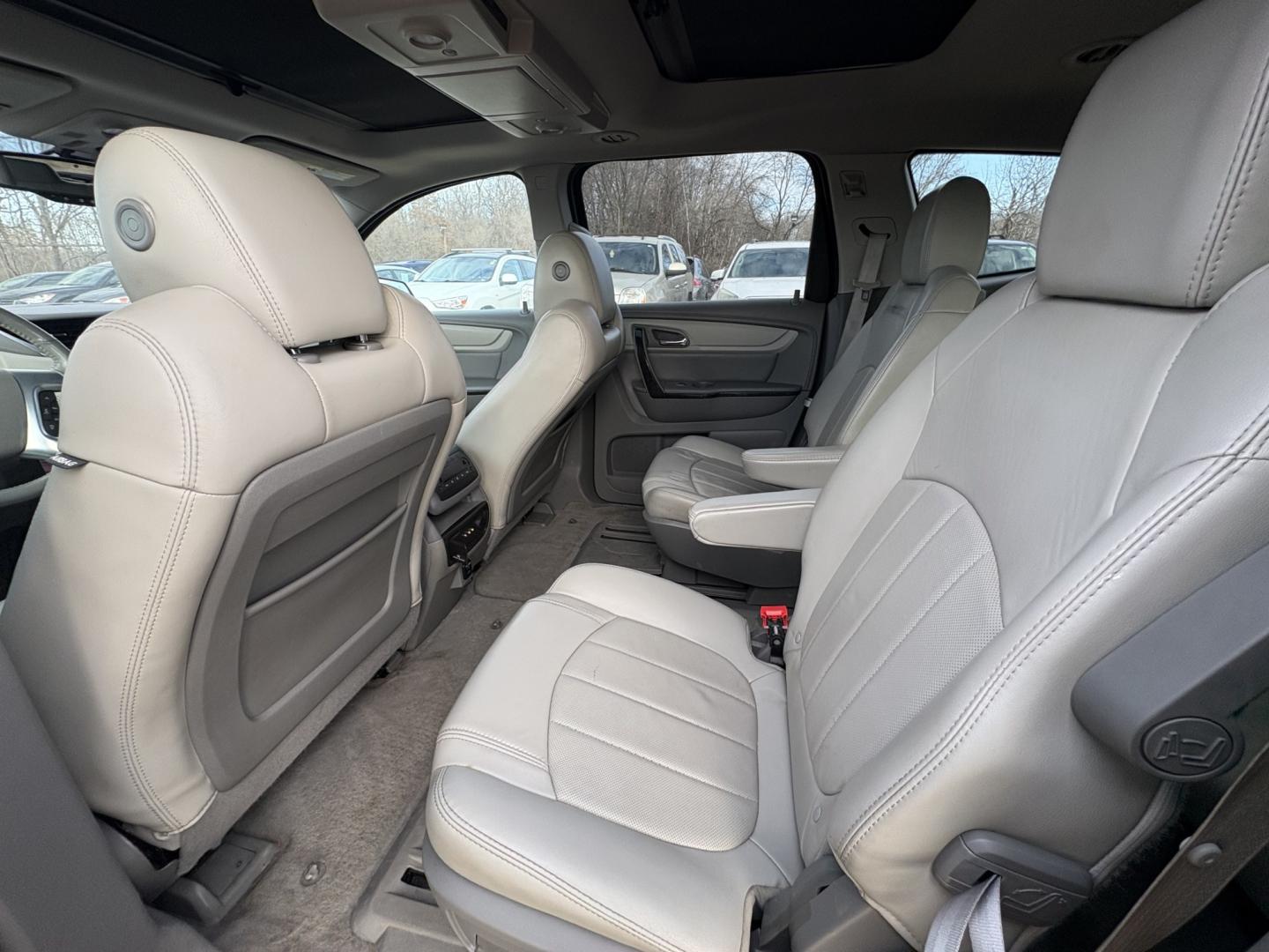 2015 Chevrolet Traverse LTZ AWD (1GNKVJKD9FJ) with an 3.6L V6 DOHC 24V engine, 6-Speed Automatic transmission, located at 17255 hwy 65 NE, Ham Lake, MN, 55304, 0.000000, 0.000000 - Photo#11